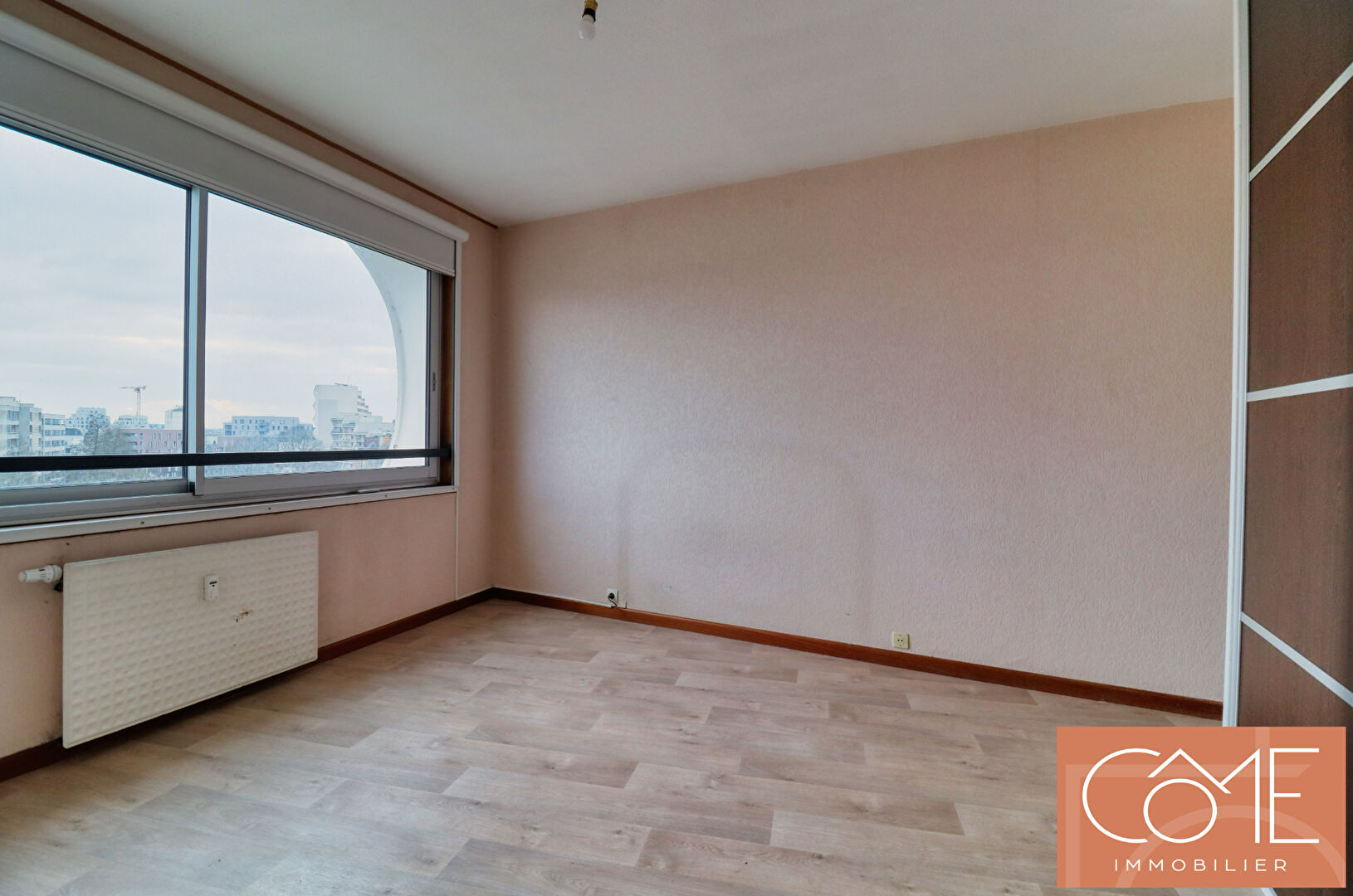 Photo A VENDRE APPARTEMENT TYPE 2  - 52.17M² - EXPOSITION SUD/OUEST - DANS L'IMMEUBLE 