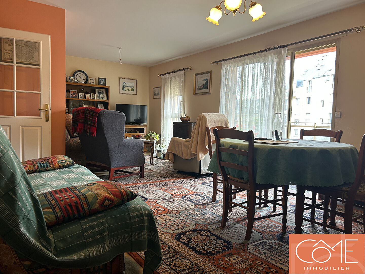 Photo A VENDRE - APPARTEMENT T3 de 82 M² - BALCON SUD - 2 PARKING - QUARTIER ROCABEY - 35400 SAINT-MALO image 2/5