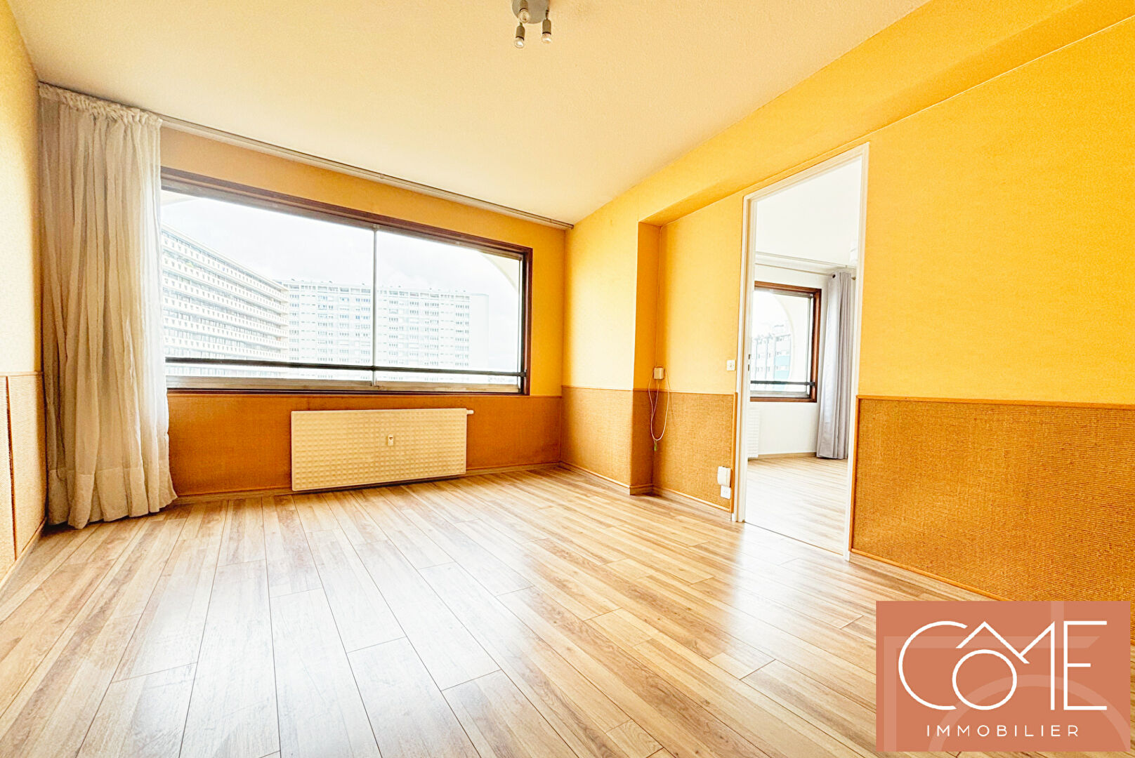 Photo A VENDRE APPARTEMENT T2 - 41,11M² - LES HORIZONS - CAVE - PARKING - 5ème ETAGE - CENTRE VILLE DE RENNES - 35000 - LIBRE D'OCCUPATION image 1/6