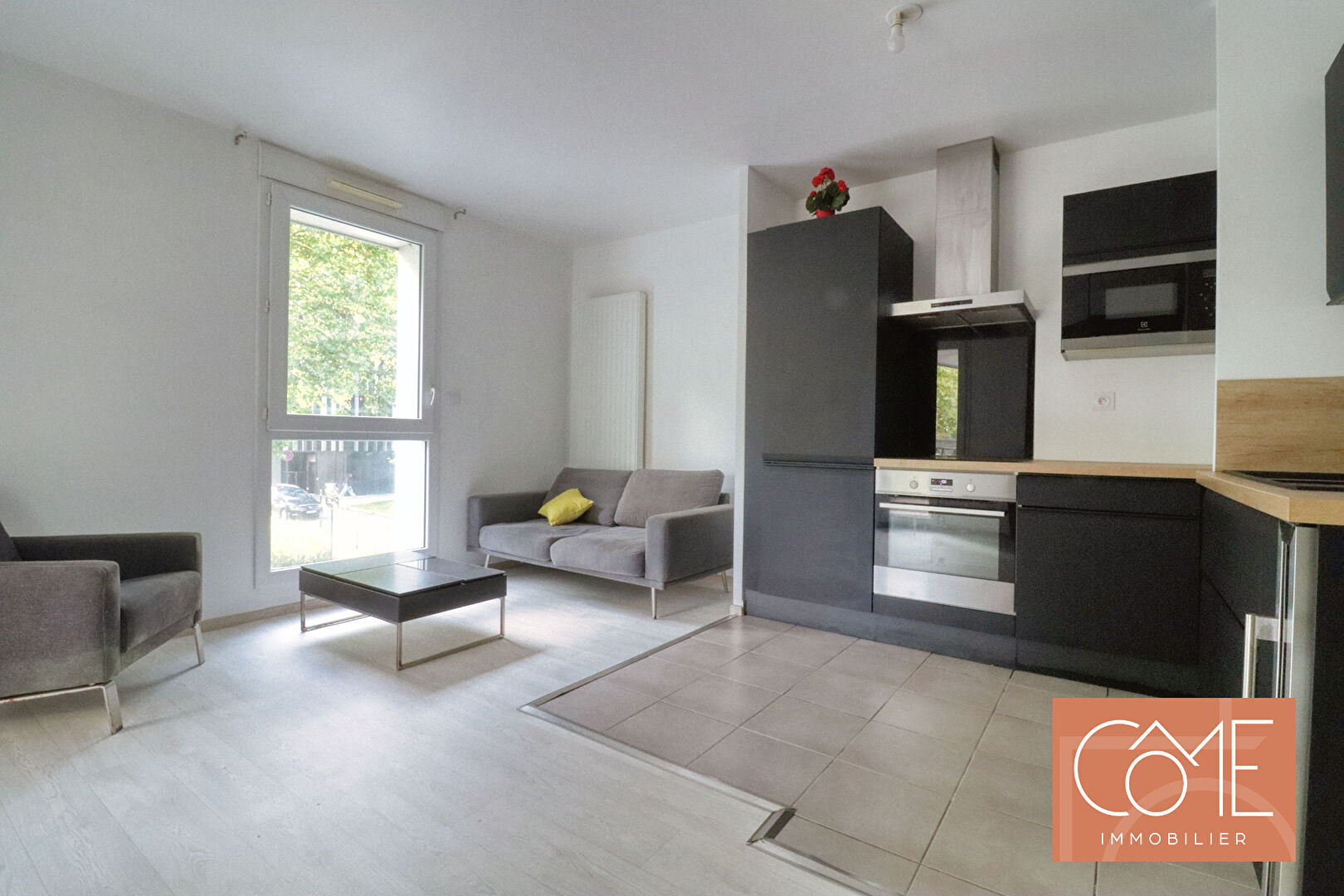 Photo APPARTEMENT T3 DE 59,75 M² AVEC LOGGIA EXPOSEE OUEST - PARKING - 35700 RENNES NORD MOTTE BRULON - PRAIRIES SAINT MARTIN image 2/6