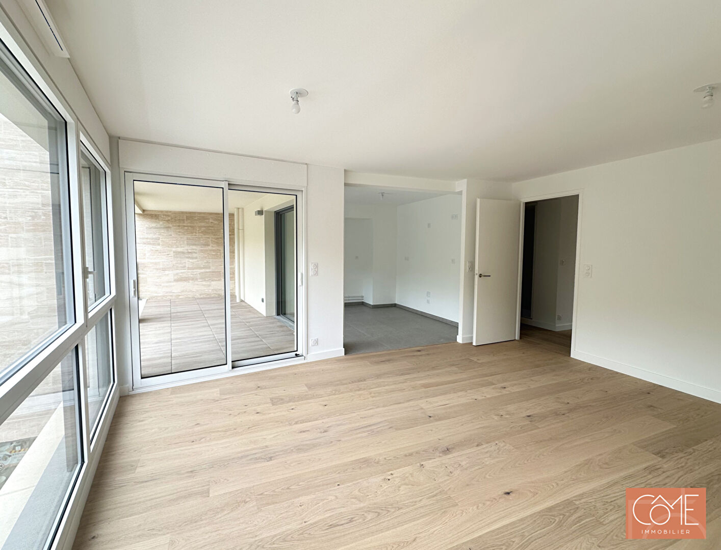 GRAND TYPE 3 NEUF de STANDING - 12m² de TERRASSE - VUE CANAL DE L'ILLE - ANATOLE FRANCE - RENNES