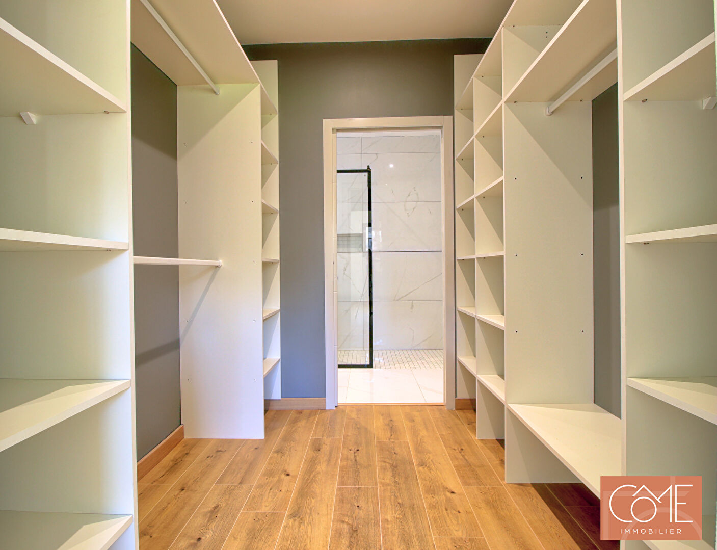 Photo A VENDRE SAINT ERBLON - TRES BELLE MAISON MODERNE ET CONTEMPORAINE DE 2023 - 4 CHAMBRES - TERRAIN  400 M²  - image 5/6