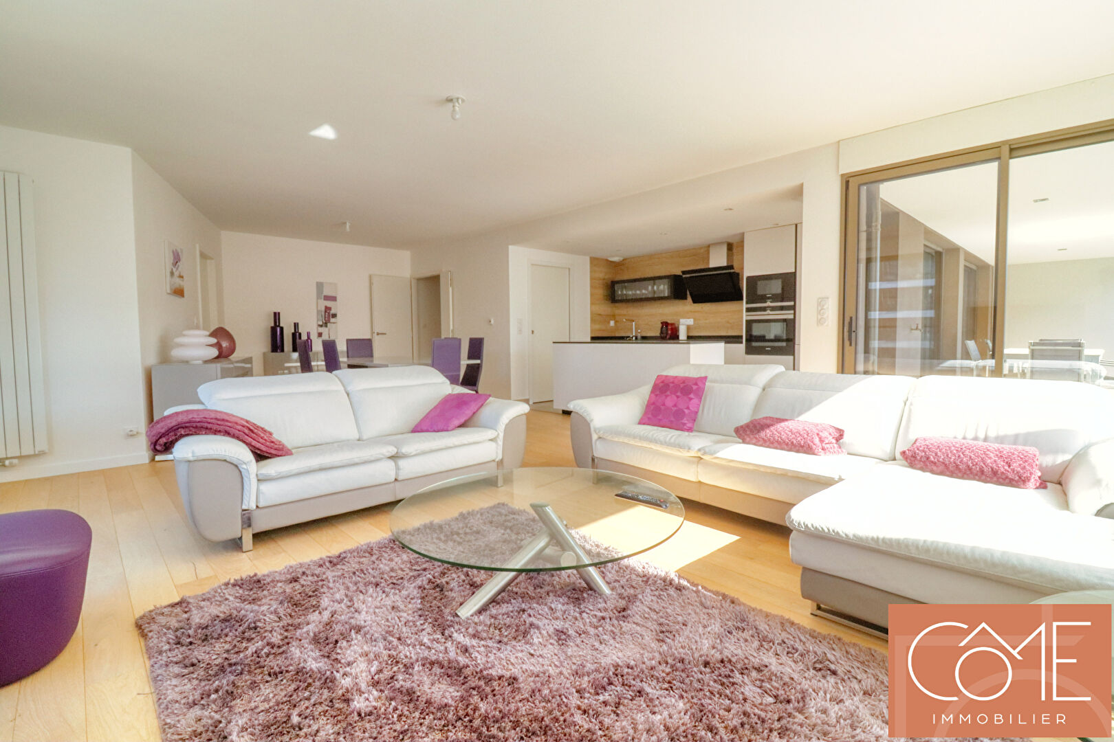 A VENDRE APPARTEMENT D'EXCEPTION - TYPE 4 - 108m² ENV  (111m² utiles). - 3 CHAMBRES  CENTRE-VILLE DE RENNES - QUARTIER HÔTEL DIEU - TERRASSE/LOGGIA - GARAGE DOUBLE - CAVES - RÉSIDENCE LE CIPRIANI - 35000 RENNES.