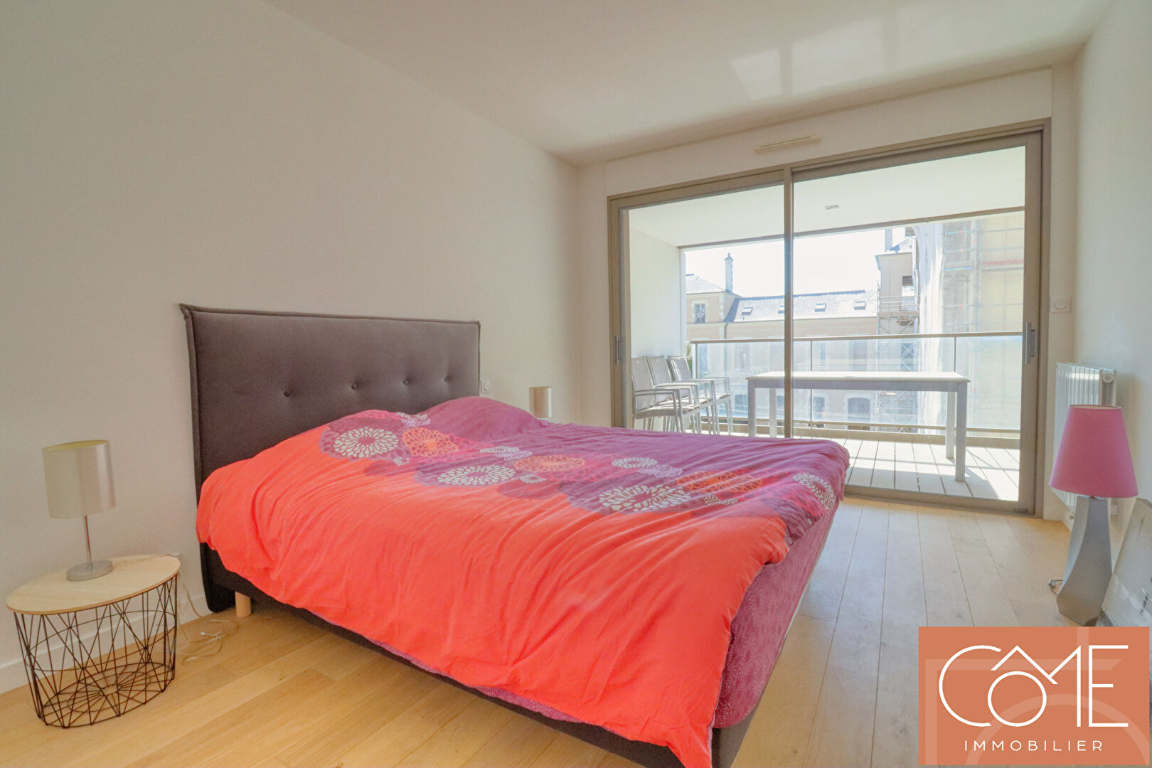 Photo A VENDRE APPARTEMENT D'EXCEPTION - TYPE 4 - 111,93M² - 3 CHAMBRES  CENTRE-VILLE DE RENNES - QUARTIER HÔTEL DIEU - TERRASSE/LOGGIA - GARAGE DOUBLE - CAVES - RÉSIDENCE LE CIPRIANI - 35000 RENNES. image 4/6