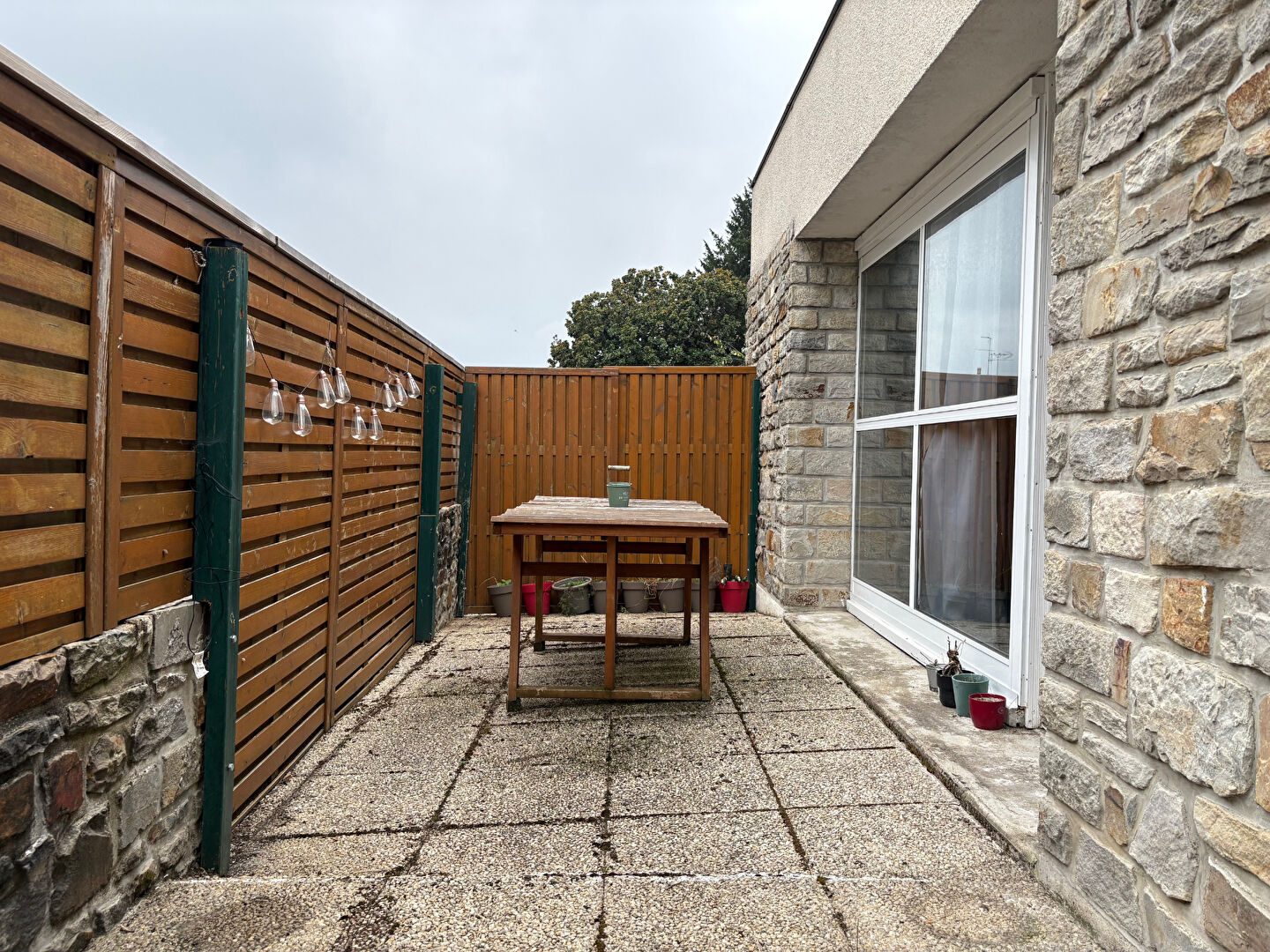 APPARTEMENT T2 MEUBLÉ  -TERRASSE - PLACE DE PARKING - RENNES