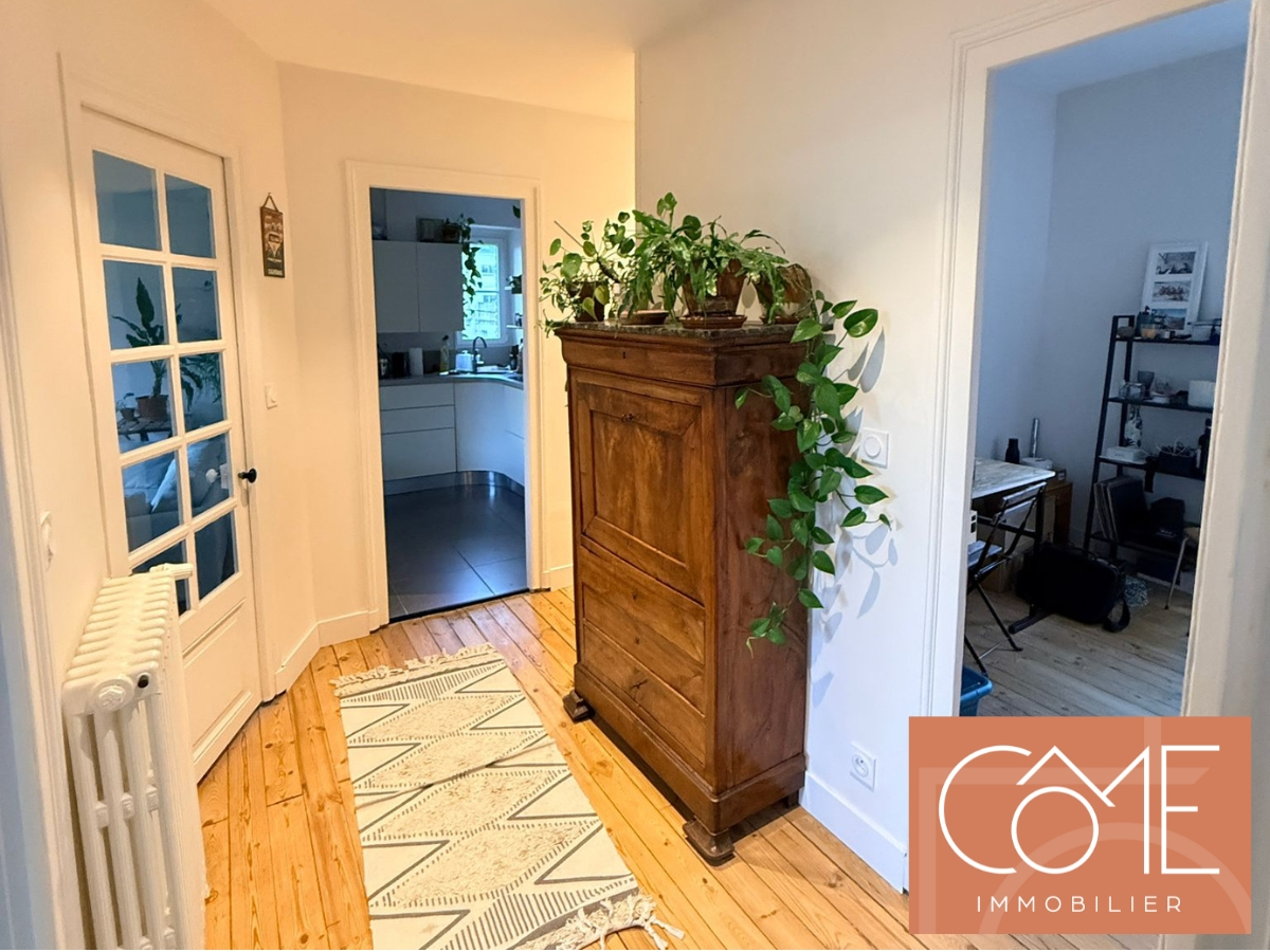 A VENDRE APPARTEMENT T3 - 74M² - 2 CHAMBRES ET BUREAU - QUARTIER ROCABEY- 35400 SAINT MALO