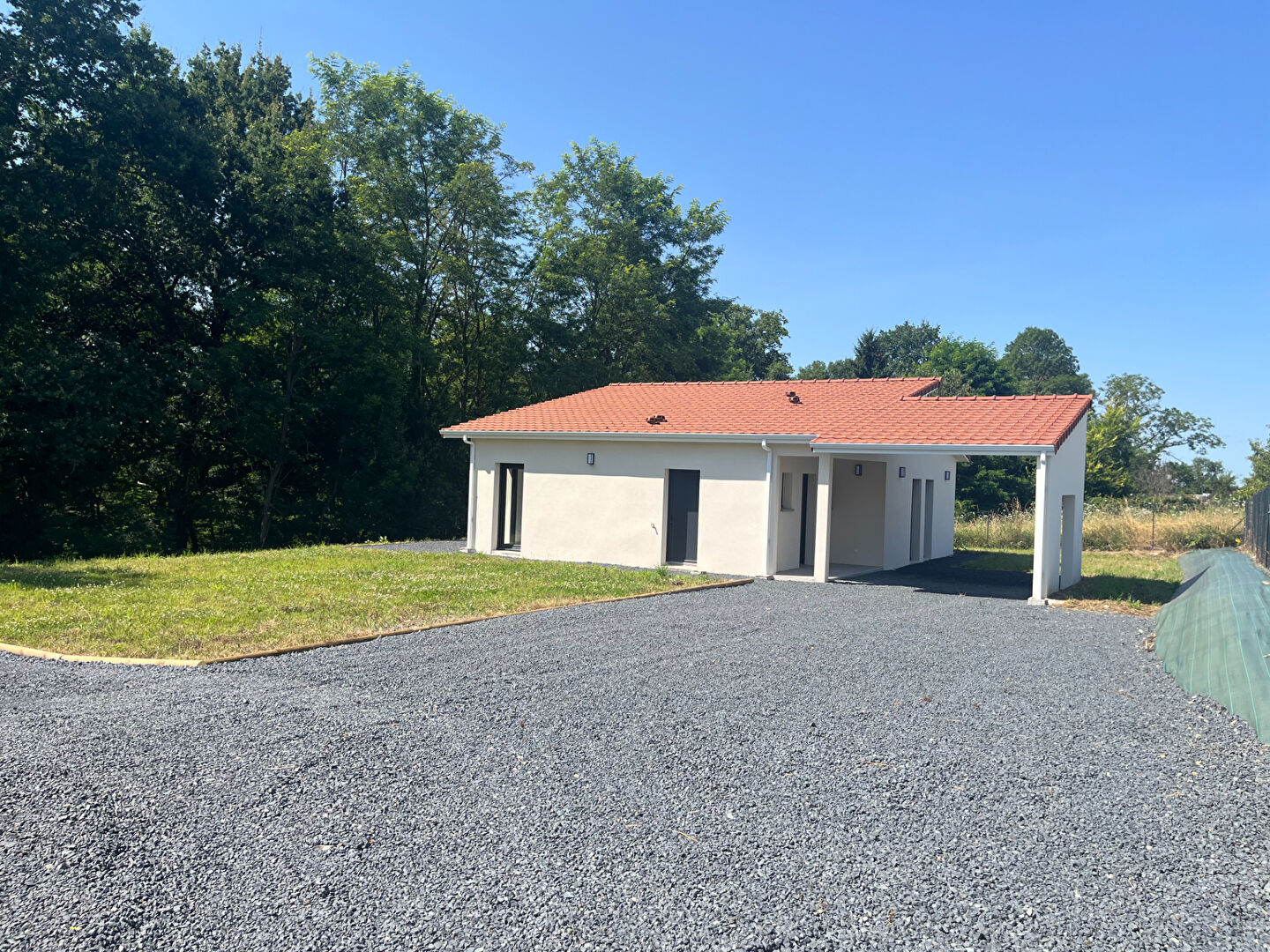 Agence immobilière de COMME CHEZ VOUS Peschadoires - COMME CHEZ VOUS