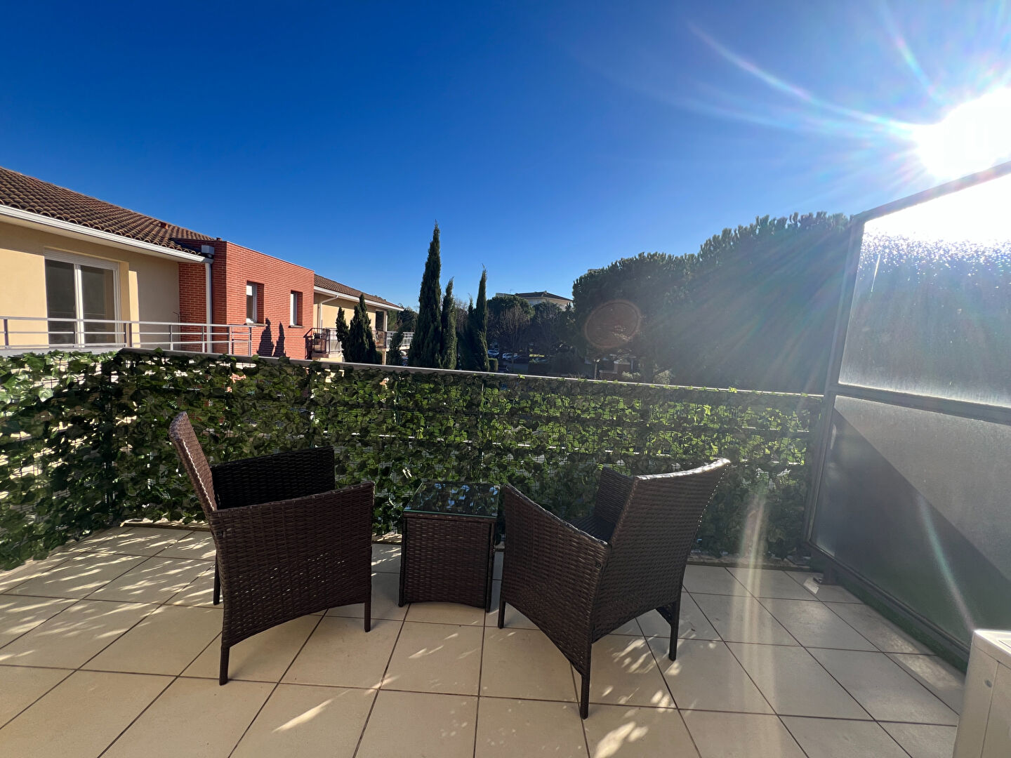 Photo Appartement  studio meublé   avec  parking sous sol terrasse 8m² image 5/6