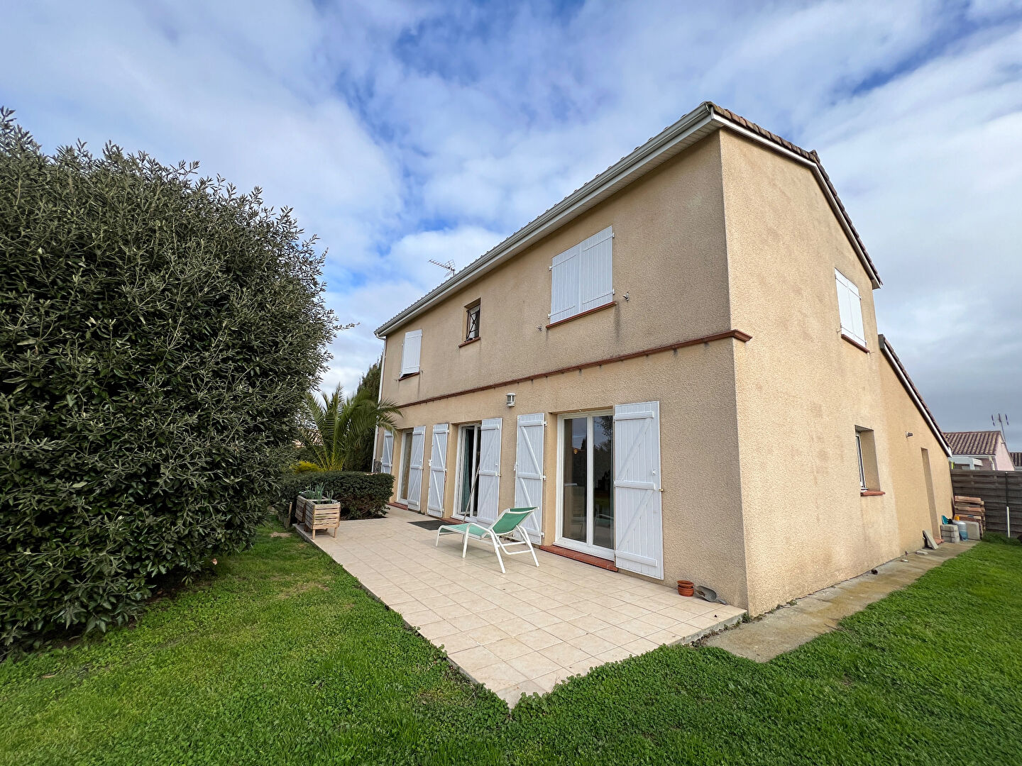 Villa  T5  130m² hab terain 1000m²