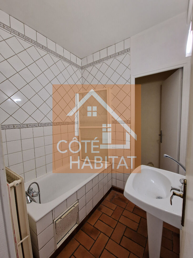 Photo Appartement Avesnes Sur Helpe 2 pièce(s) 47 m2 image 2/6