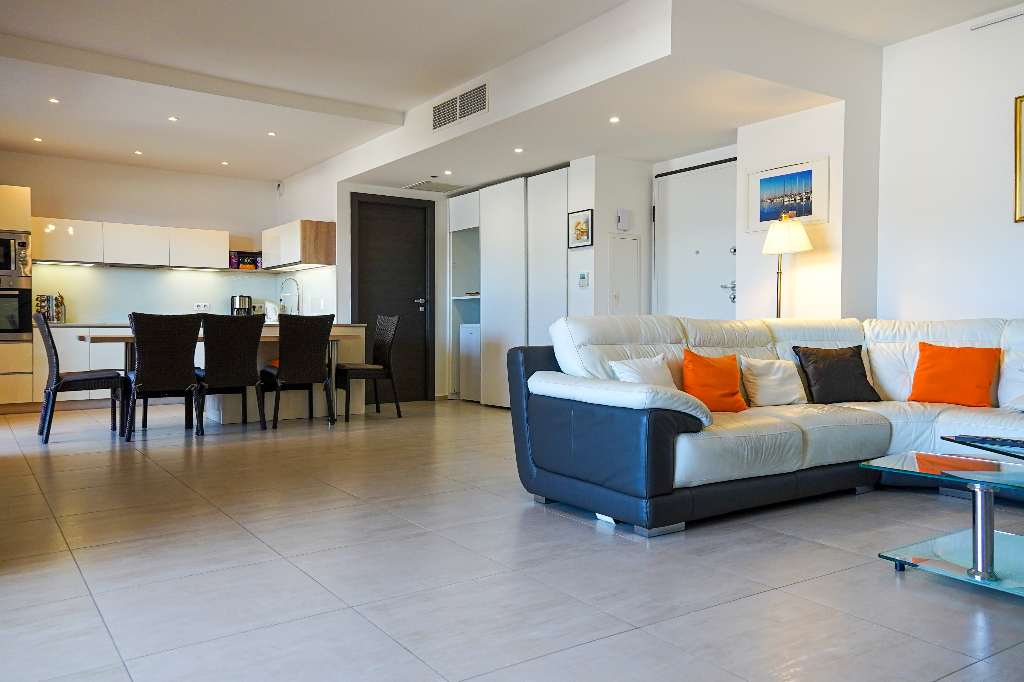 Photo PROPRIANO -  VILLA SUR TOIT EN DUPLEX 4 pièce(s) - 120 m2 image 2/6