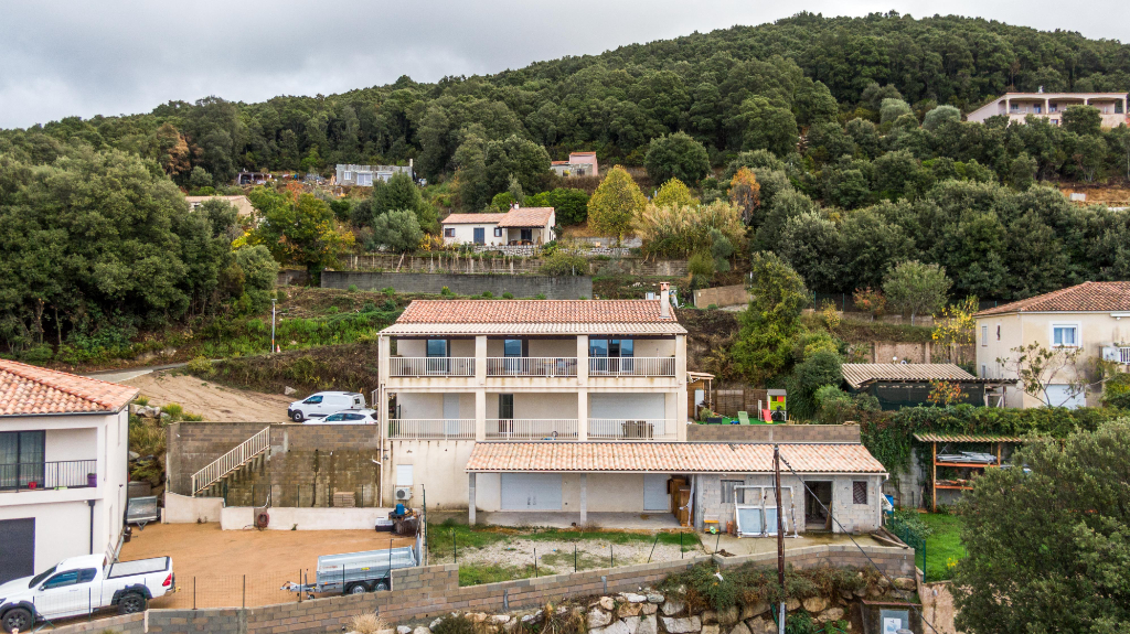 Photo CASALABRIVA - MAISON 10 PIECES - 250m² image 3/6