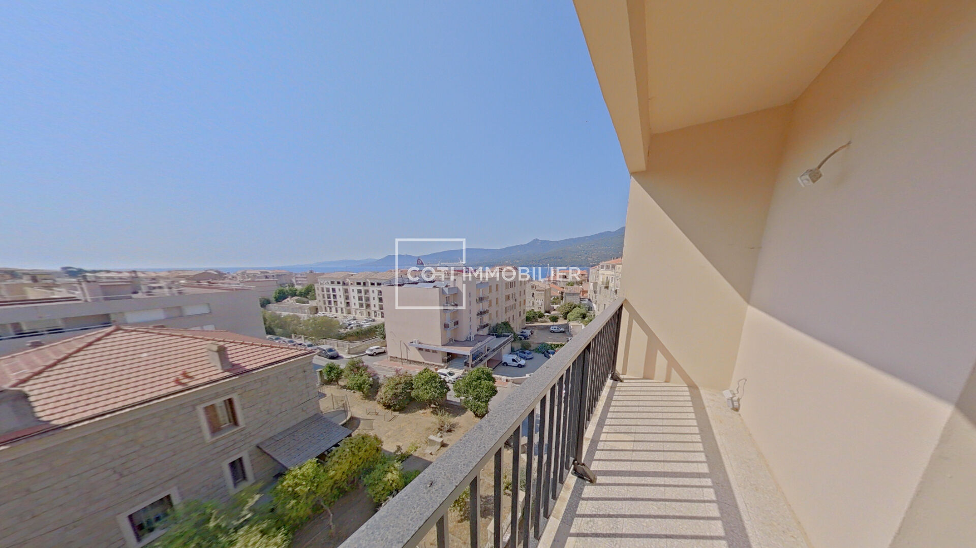 Photo PROPRIANO - 3 PIECES - 62.90m² image 2/6