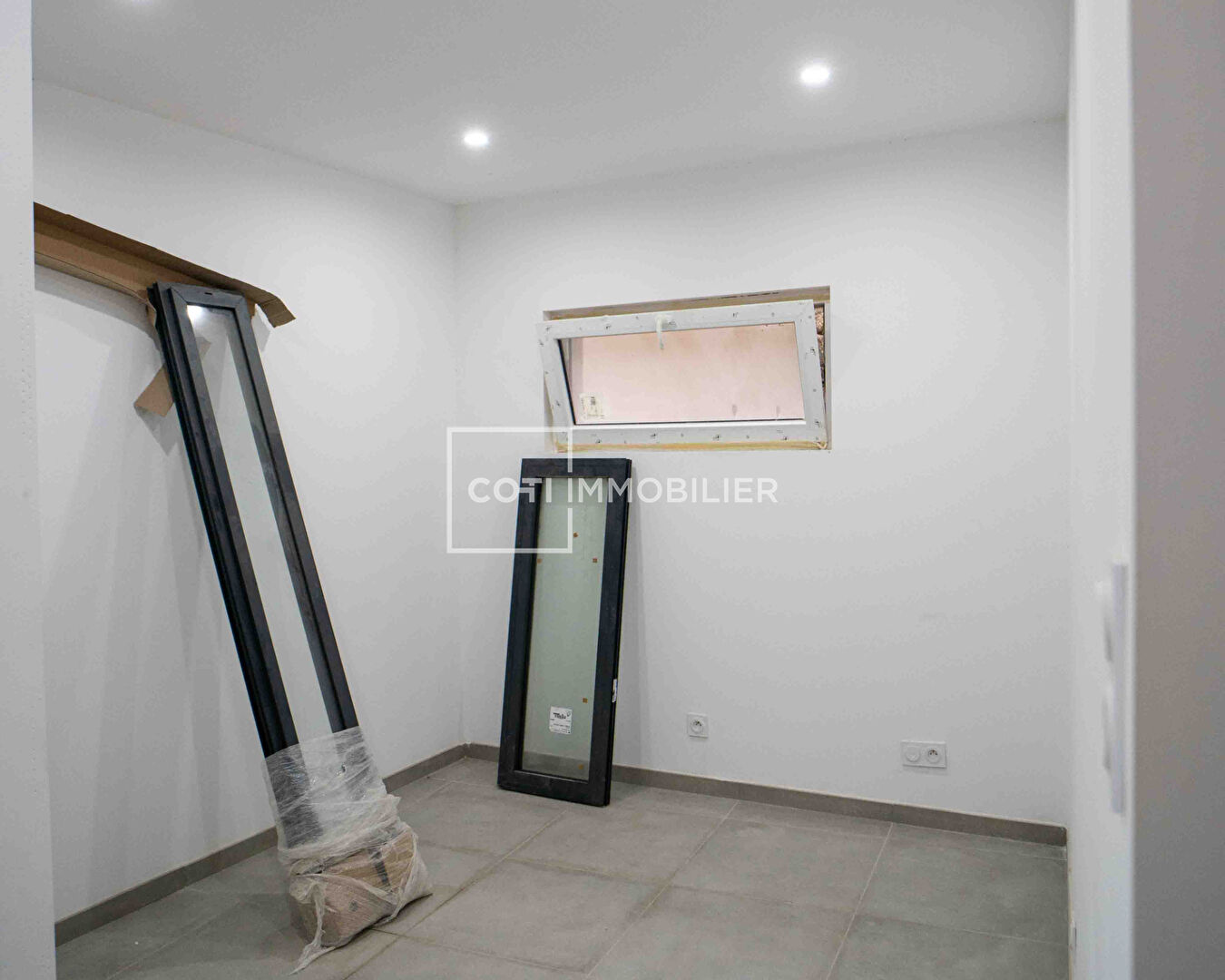 Photo PROPRIANO - LOCAL COMMERCIAL - 60m² image 3/5