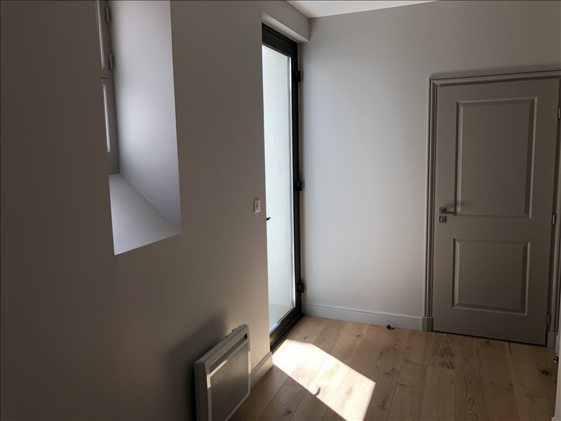 Photo COUPOLE DES HALLES NIMES - 2 pièce(s) - 49.4 m2 image 4/6