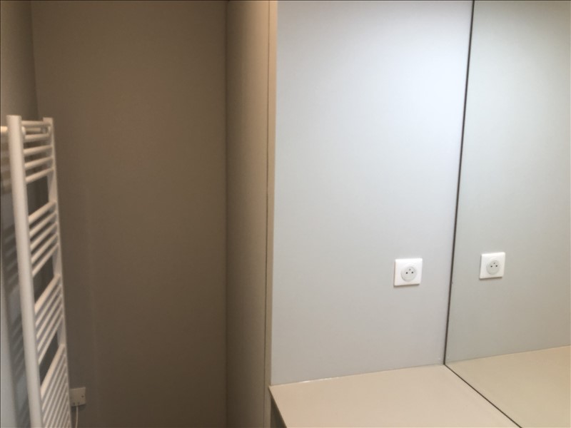 Photo COUPOLE DES HALLES NIMES - 2 pièce(s) - 49.4 m2 image 6/6