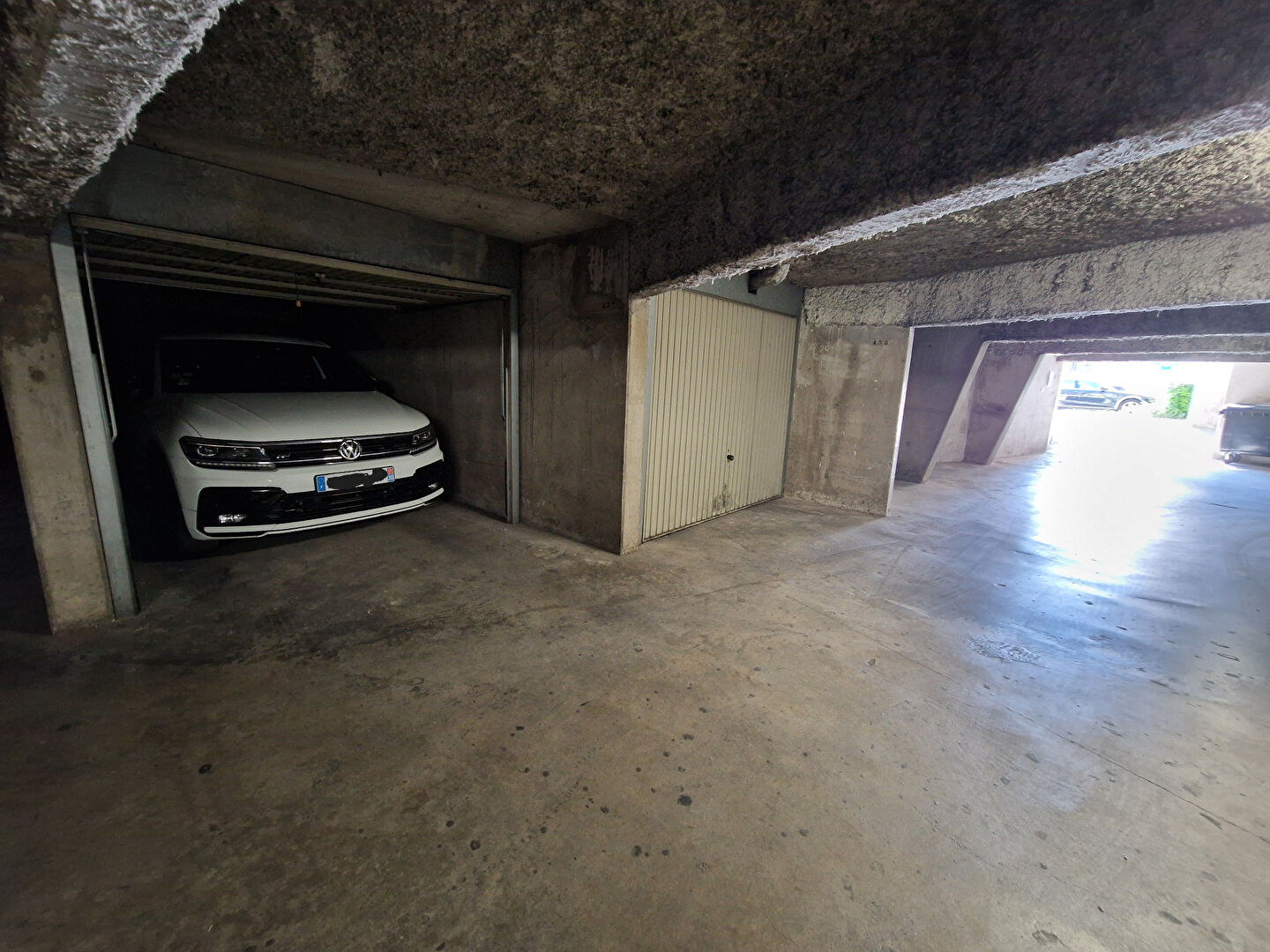 Photo GARAGE NIMES - PREFECTURE 14 m² image 4/5