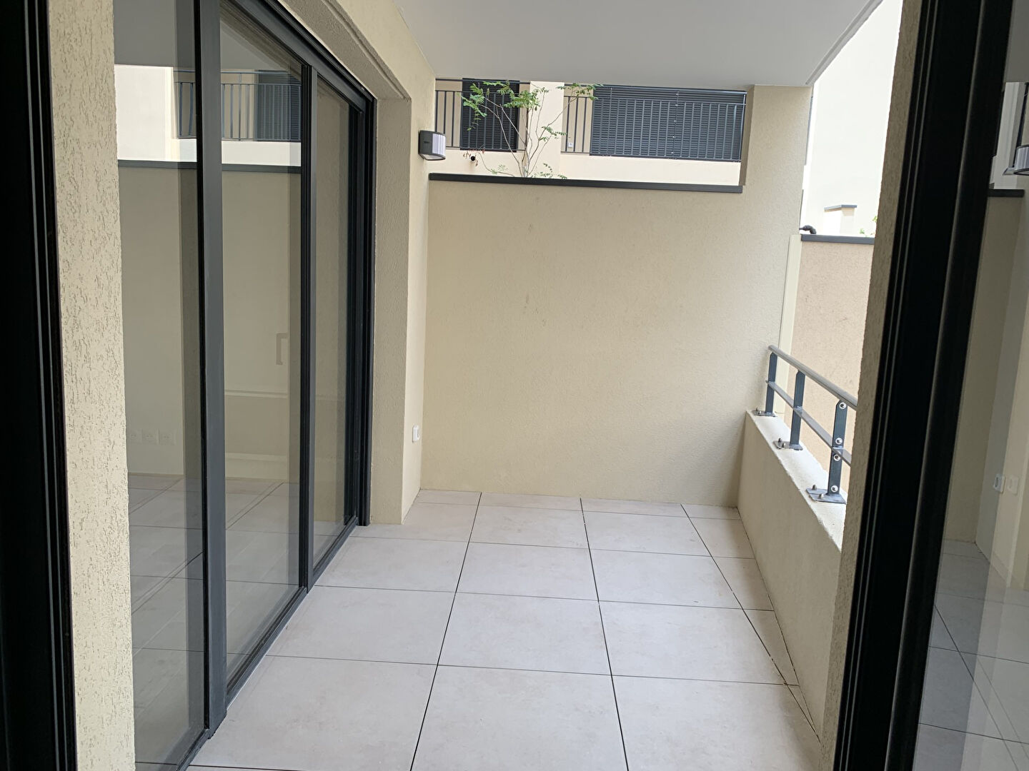 PLACE QUESTEL Appartement Nîmes 3 pièces - 63,90 m² avec garage