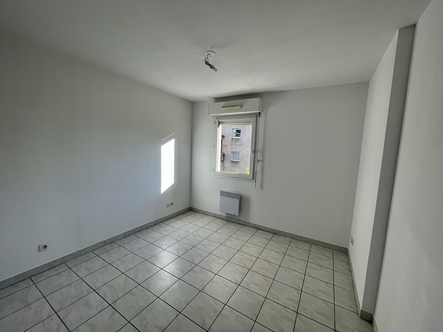 Photo JEAN JAURES Appartement Nîmes 2 pièces 51.28 m2 image 4/6