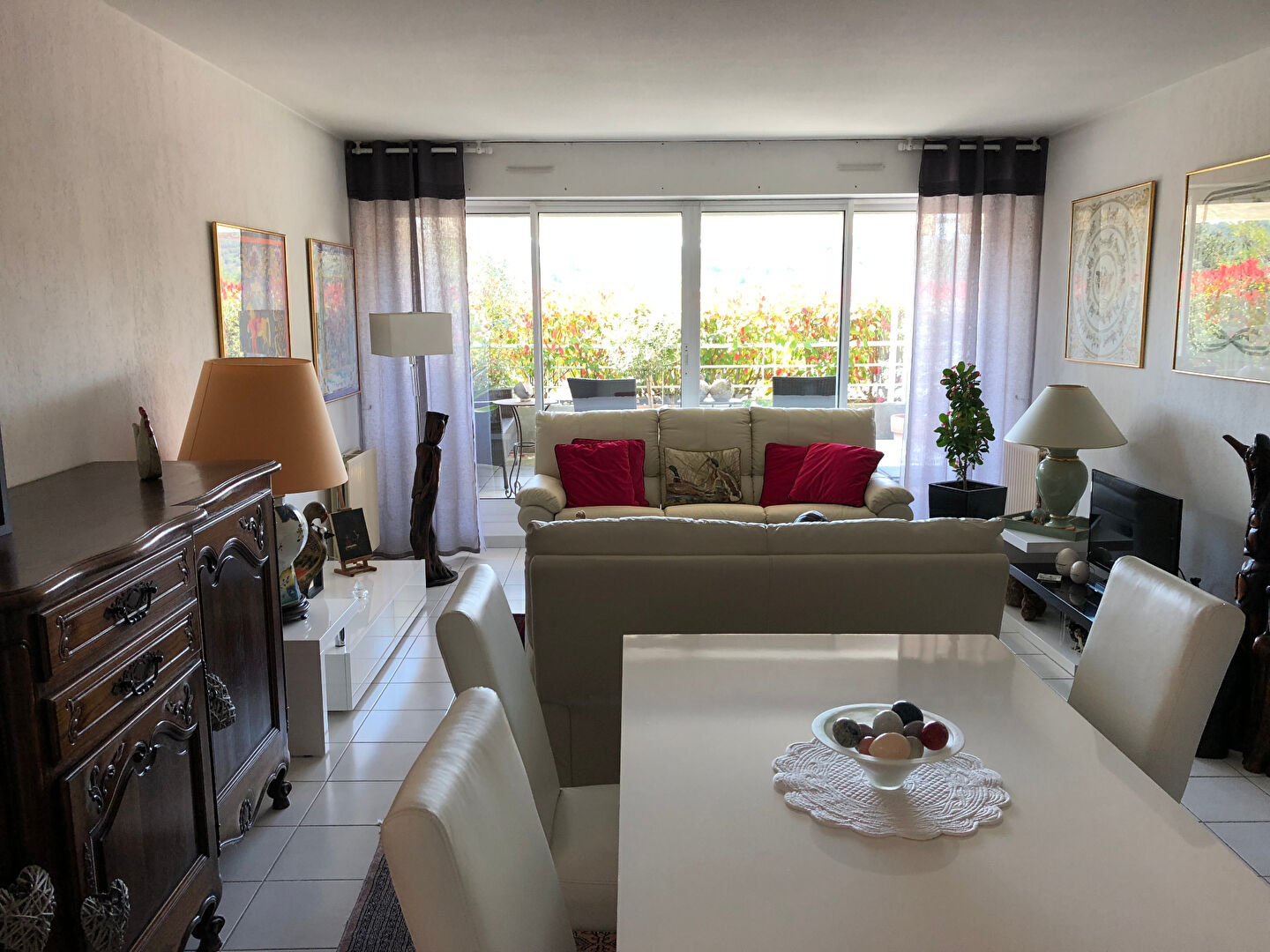 GOLF DE VACQUEROLLES P4 de 88.90 m² avec terrasse, cave et garage