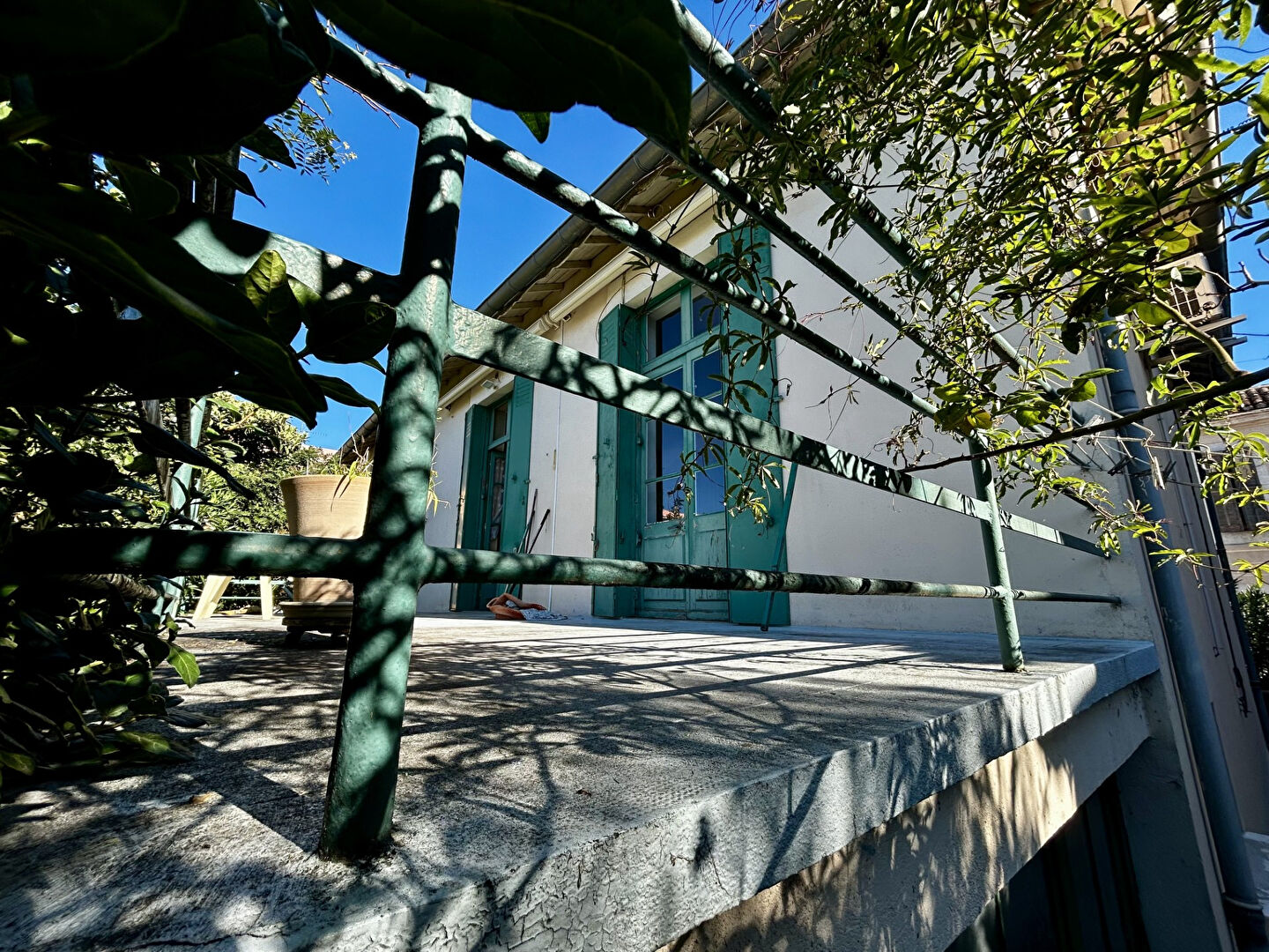 Photo Maison Nîmes 4 pièce(s) 103.61 m2 s/ 530 m2 de parcelle close image 1/6