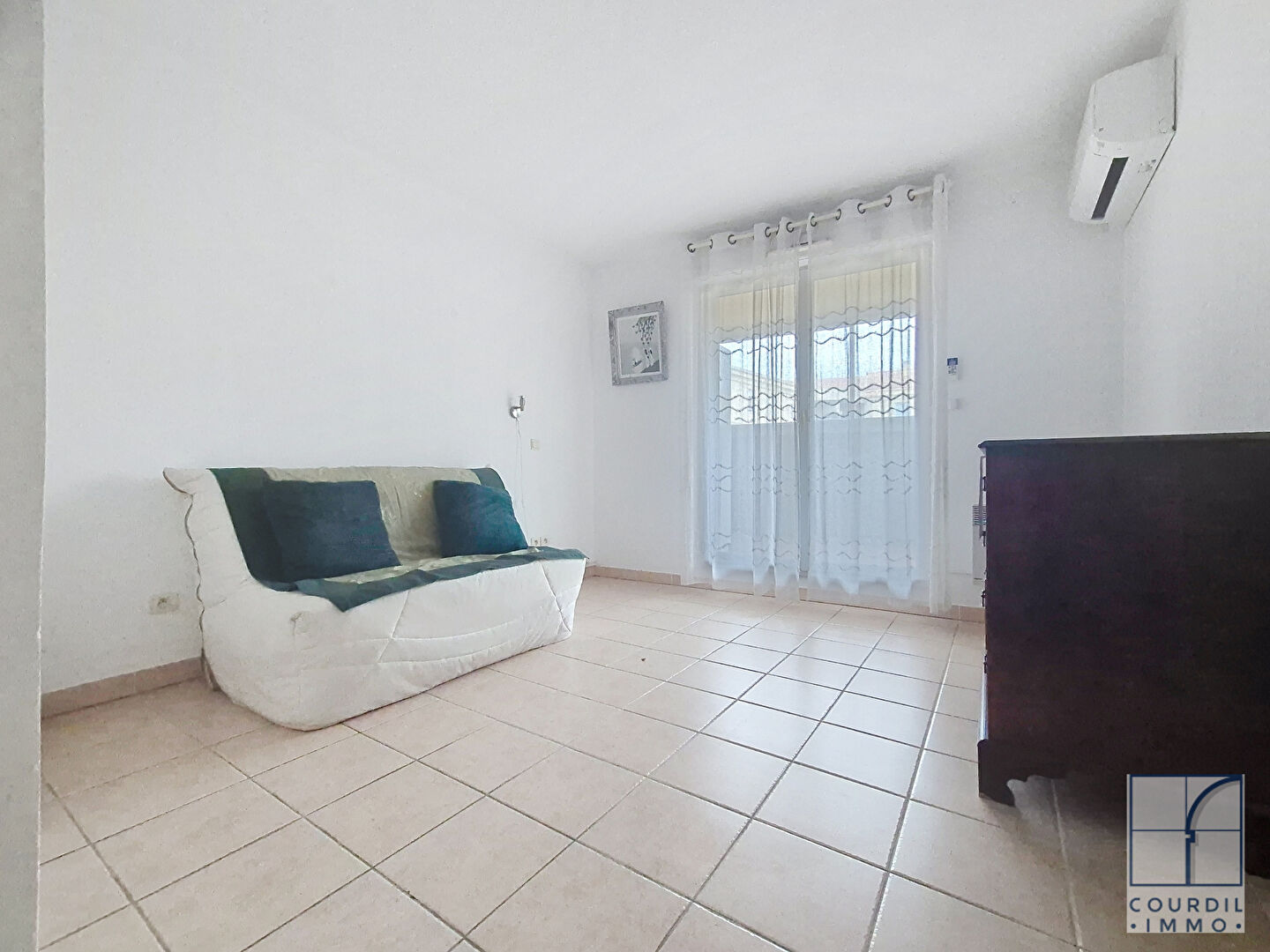 Photo Appartement 4 pièces de 81,66 m² - Terrasse - Garage - Parkings image 6/6