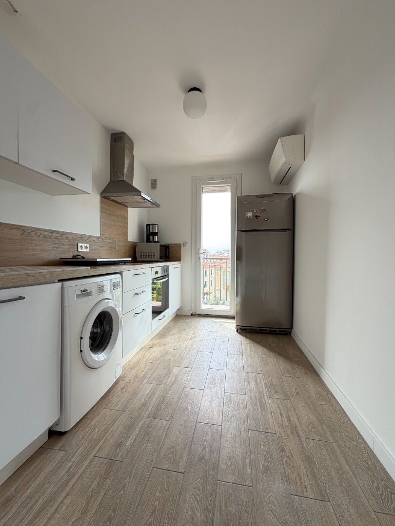 Photo A SAISIR! APPARTEMENT T1 BIS VUE MER QUARTIER CASONE AJACCIO image 3/6