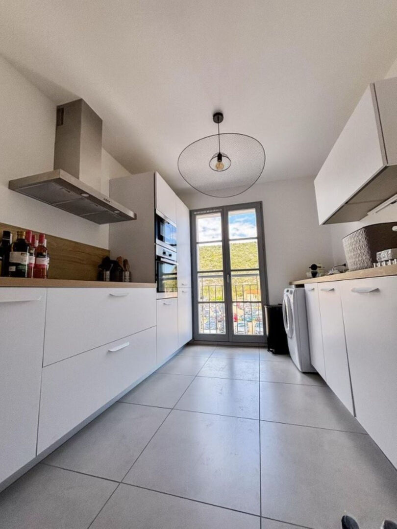 Agence immobilière de C ,  P ASSOCIEES - C ,  P ASSOCIEES