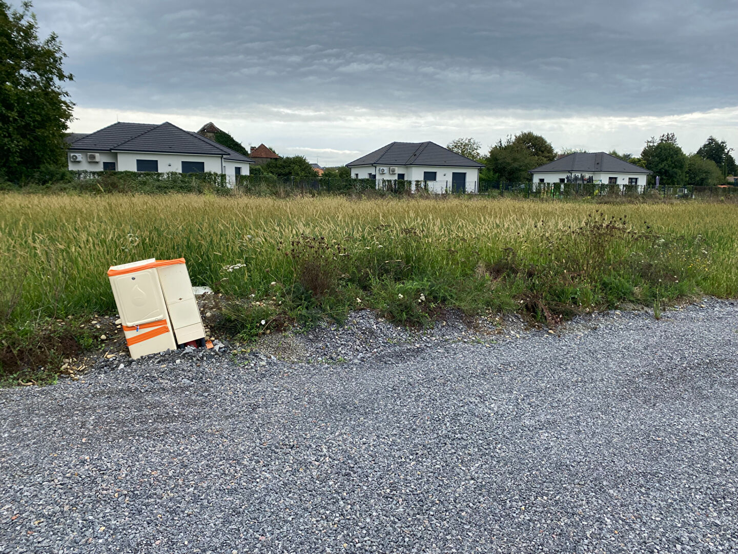 Photo Pardies, très beau terrain  638 m2 image 2/6