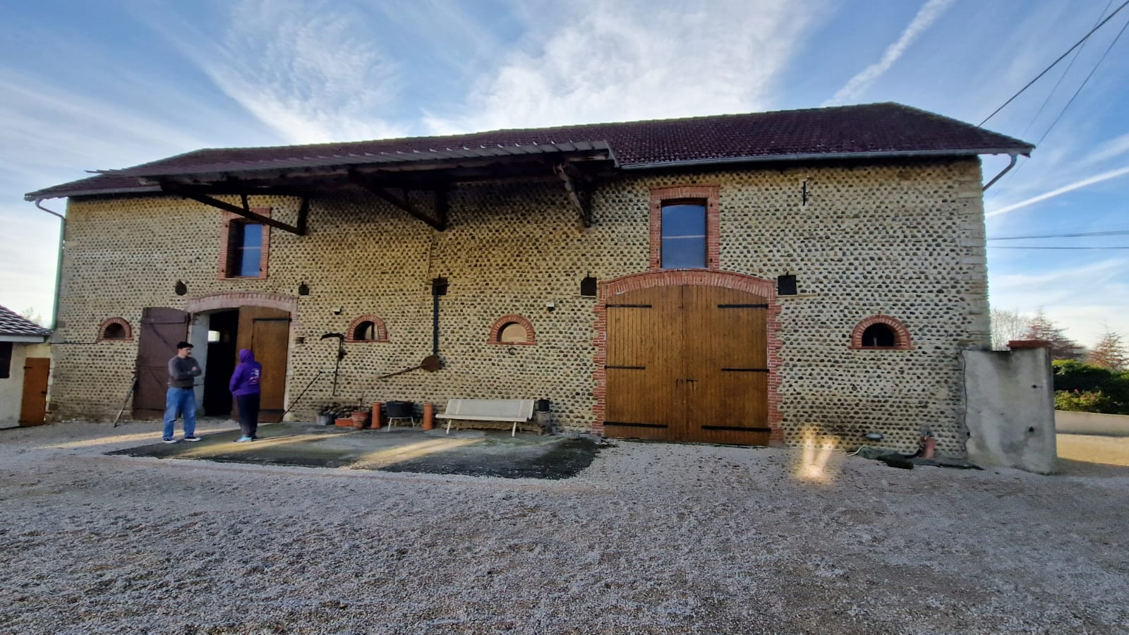 Photo Maison, dépendances et magnifique grange de 400m2 à BUROS image 5/6