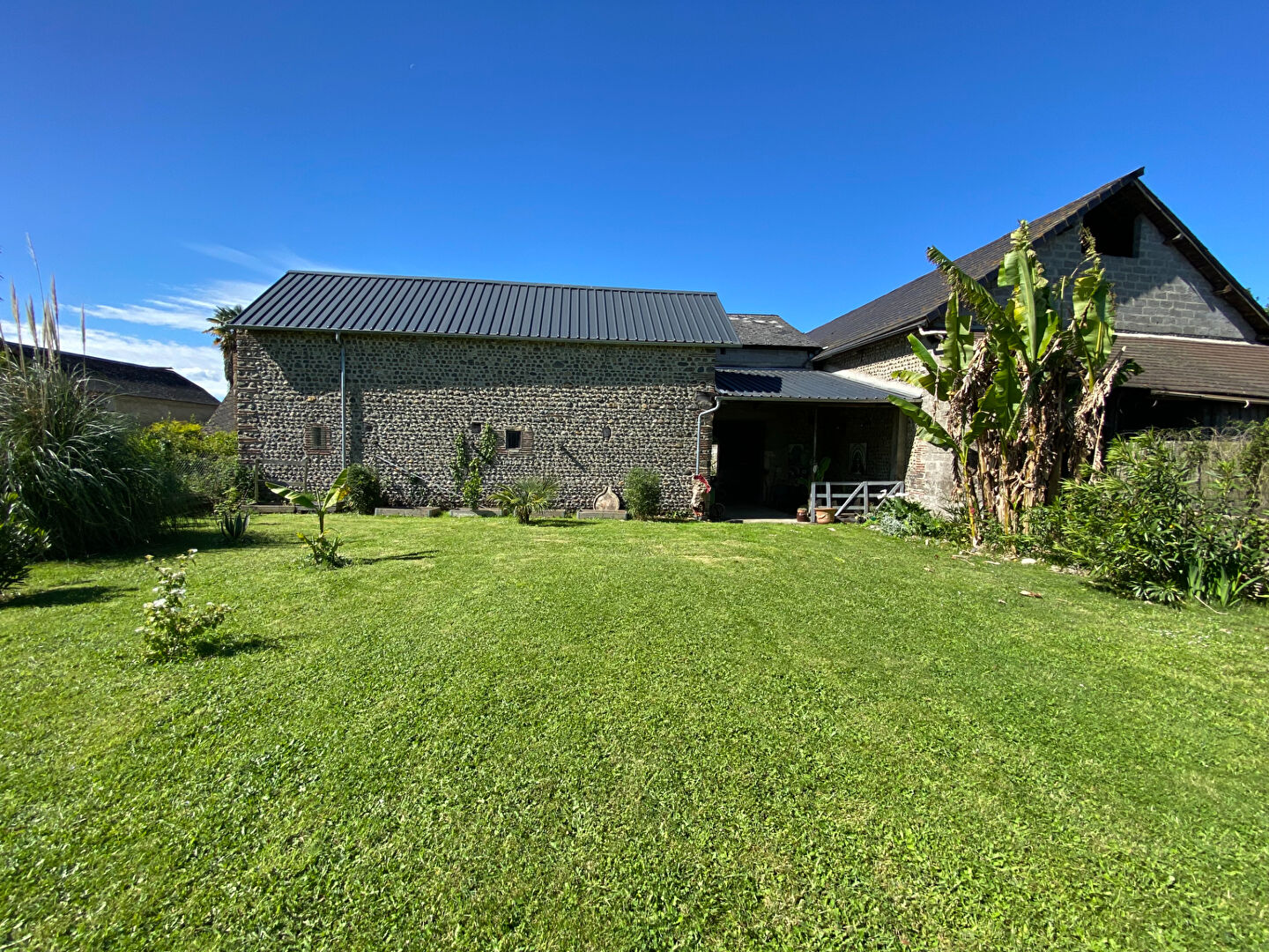 Photo Pardies centre, belle béarnaise de 180 m² rénovée avec dépendances image 3/6