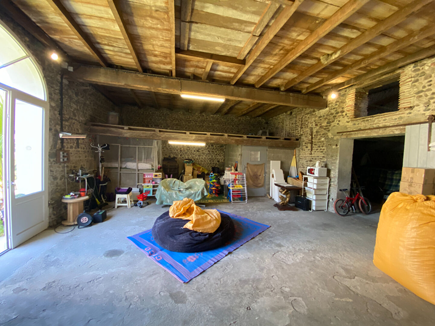 Photo Pardies centre, belle béarnaise de 180 m² rénovée avec dépendances image 5/6