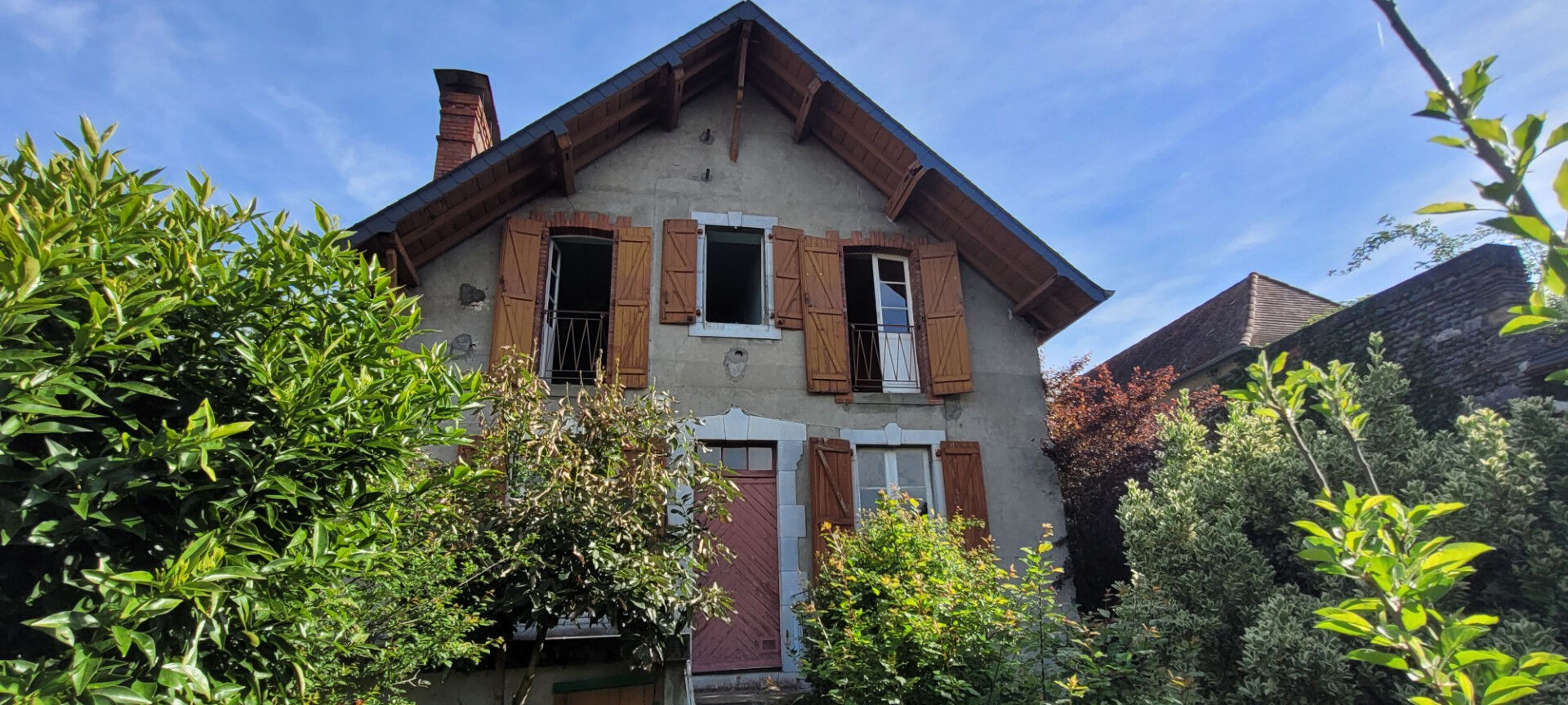 Maison Artix 8 pièces, 200 m2, très grand potentiel