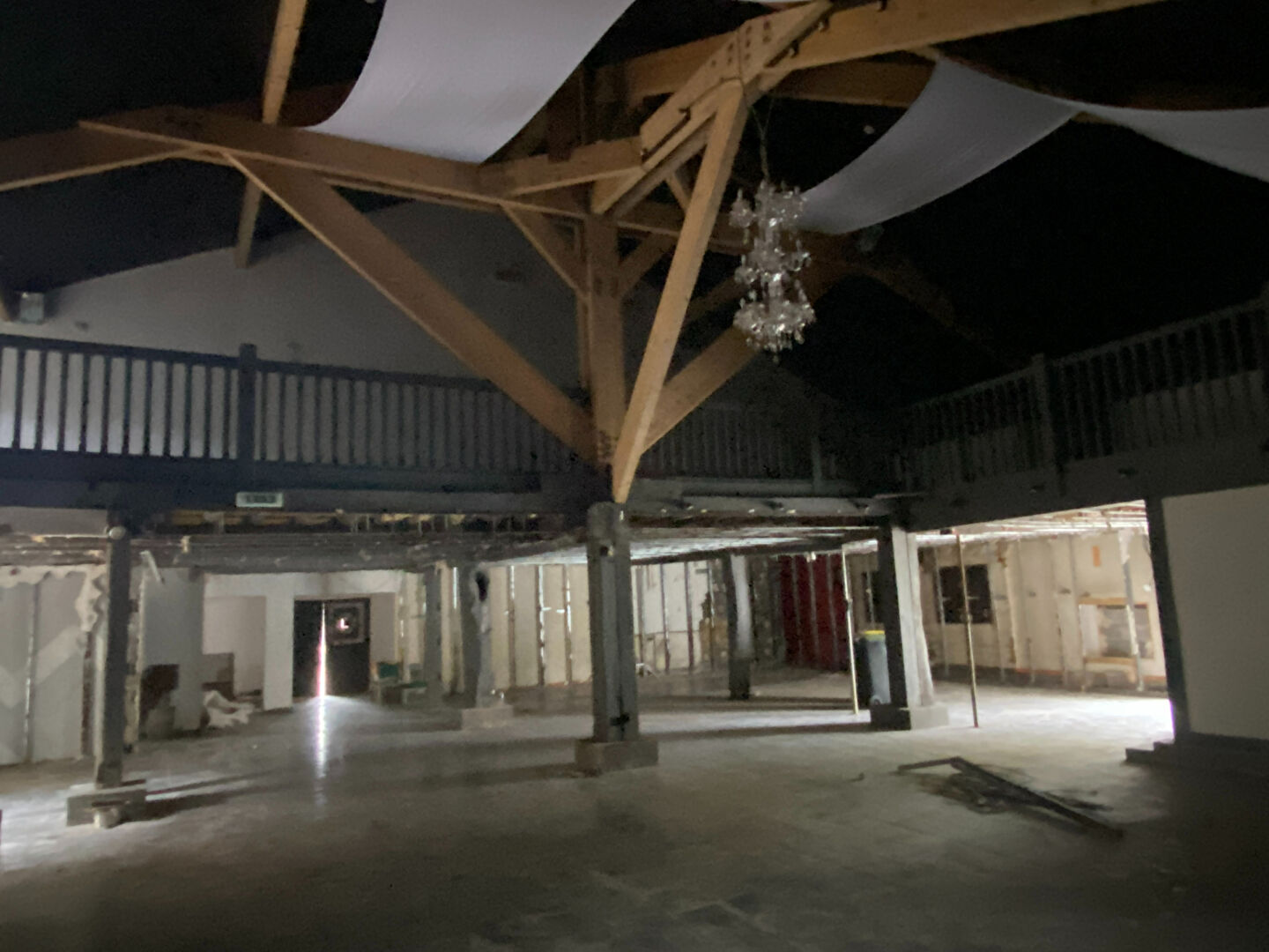 Photo Complexe  de 550 m² en ZAC PAU NORD image 3/5