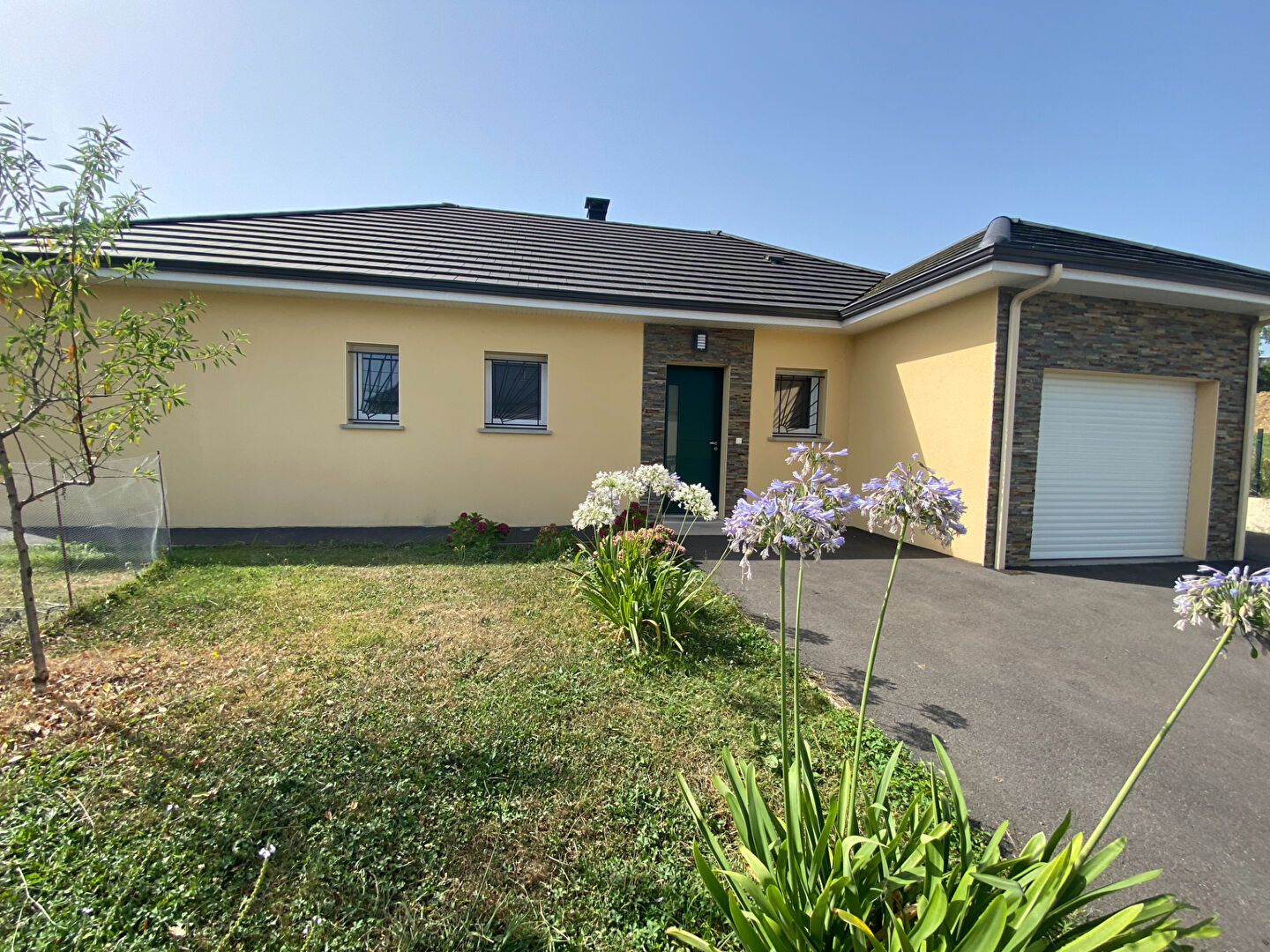 Photo Monein, maison de plain pied T4 de 94 m2 sur 761 m² de terrain image 2/6