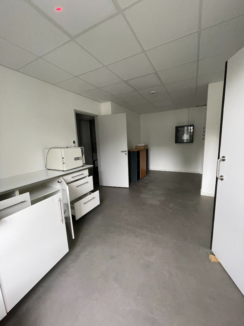 Photo Local d'activités médical image 2/3