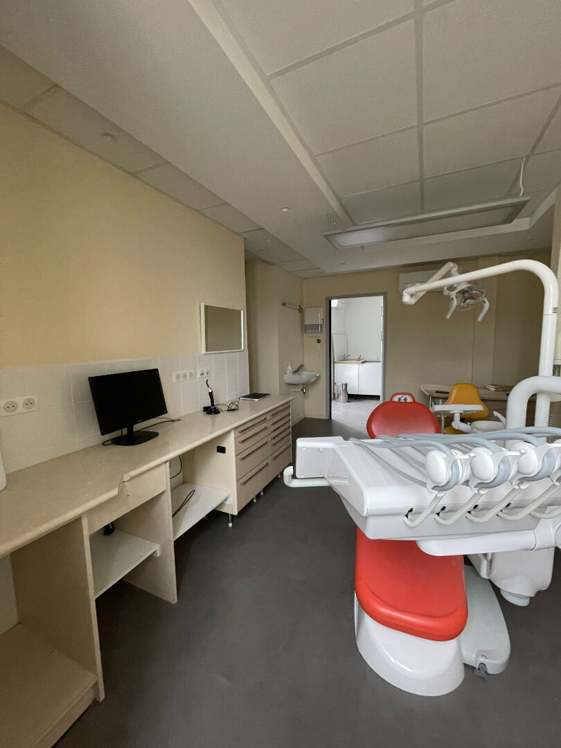 Photo Local d'activités médical image 3/3