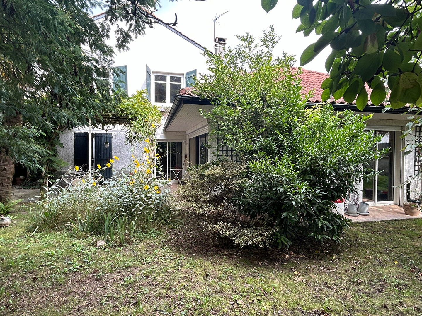 Photo Maison de 200m² secteur allées de Morlaas, sans vis à vis image 2/6