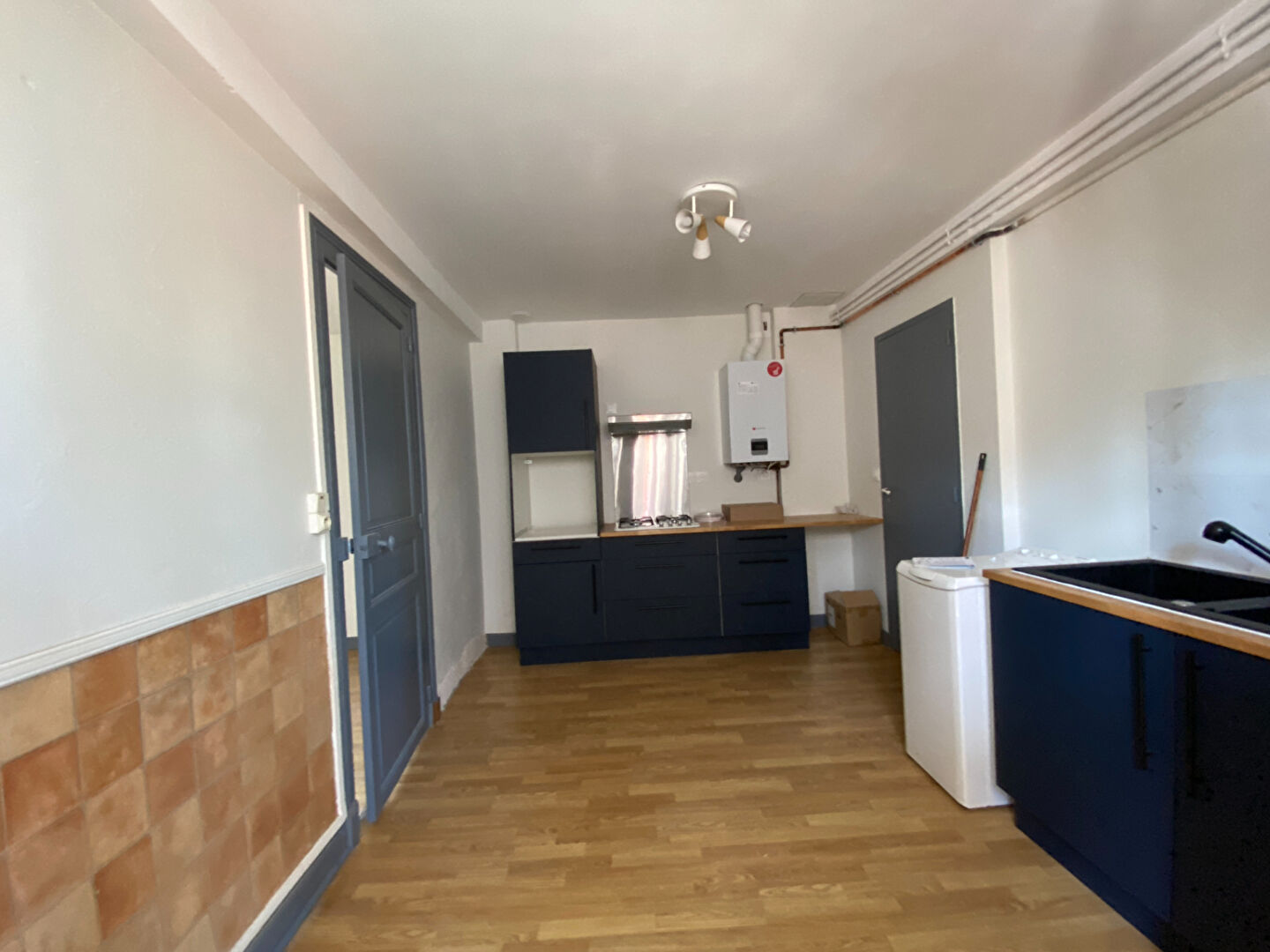 POUR INVESTISSEUR Appartement  2 pièce(s)