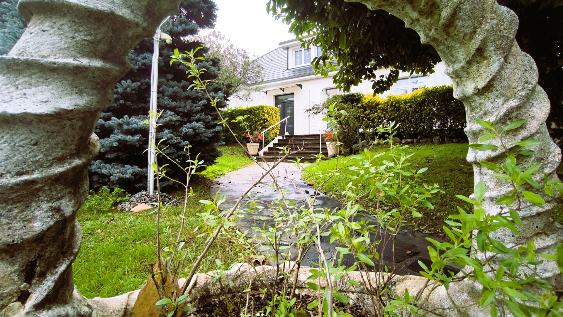 Photo Maison rénovée de 225m² image 2/6