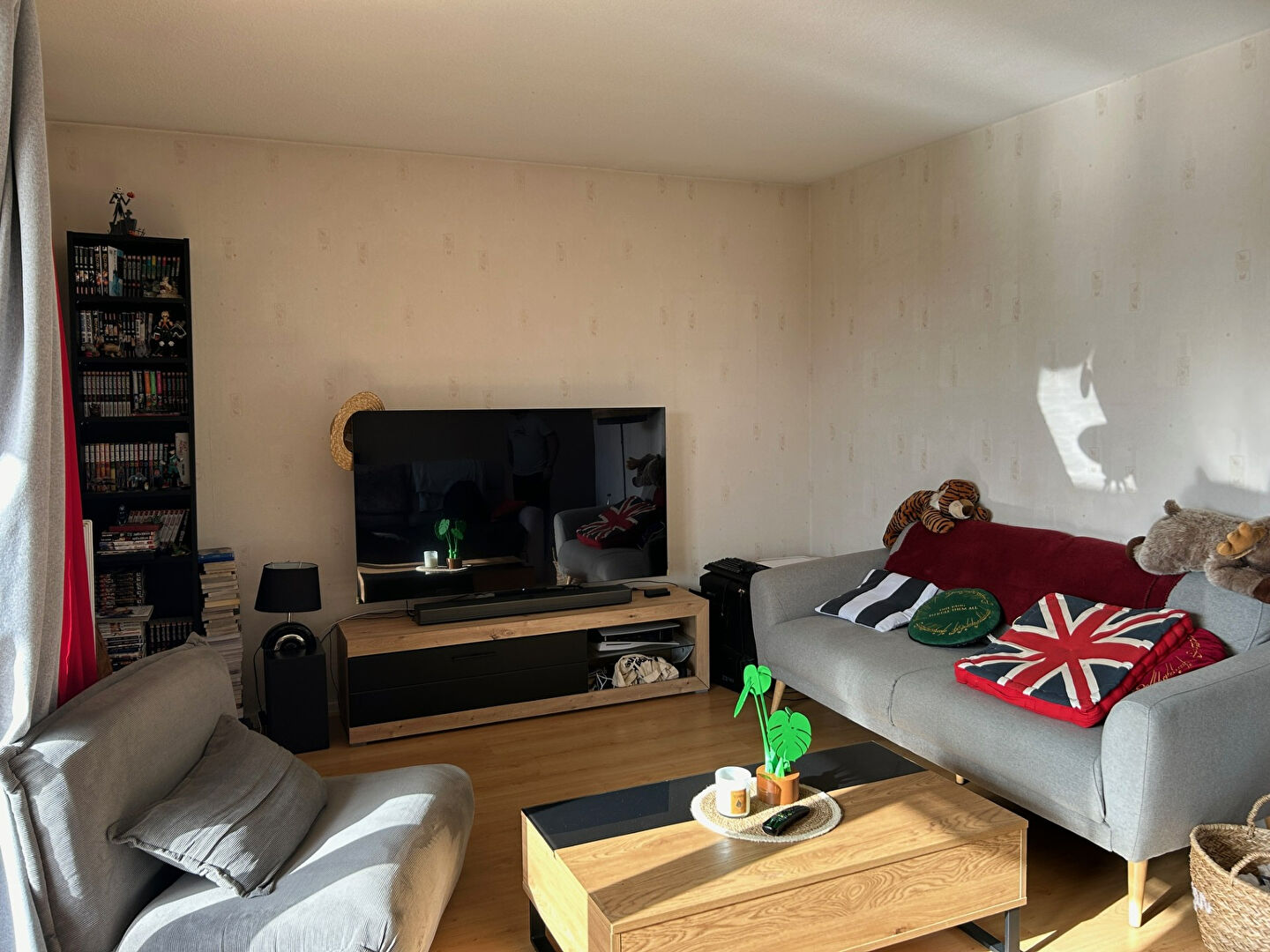 Photo T3 Pau Péboué / allées de Morlaas avec terrasse, ascenseur et parking privatif image 5/6