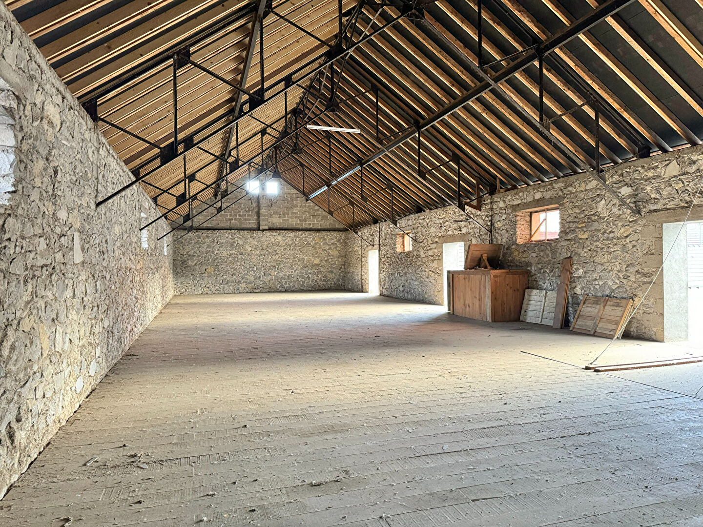 Photo Maison Aressy 6 pièce(s) 302 m2 image 3/6