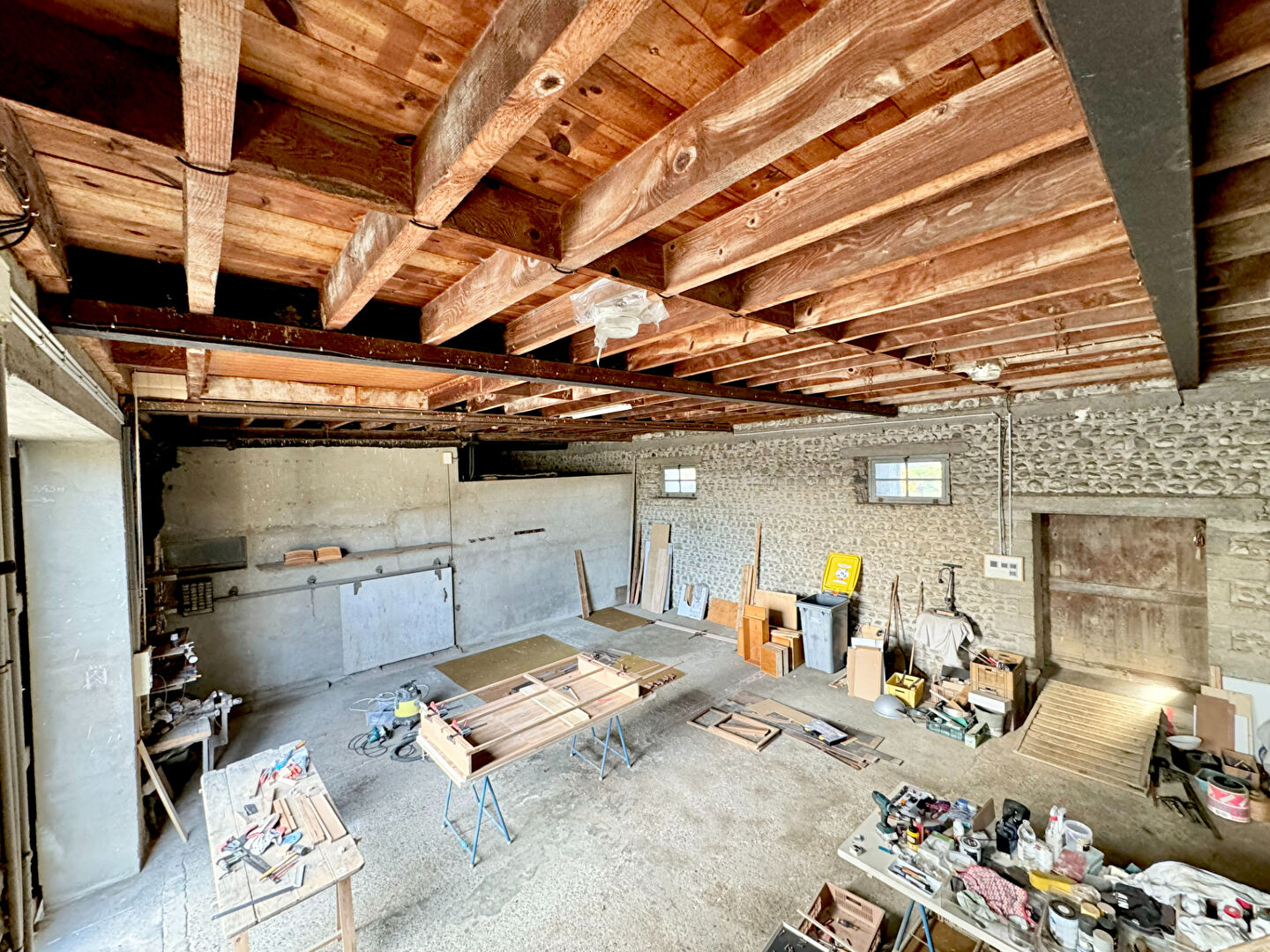 Photo Maison Aressy 6 pièce(s) 302 m2 image 4/6