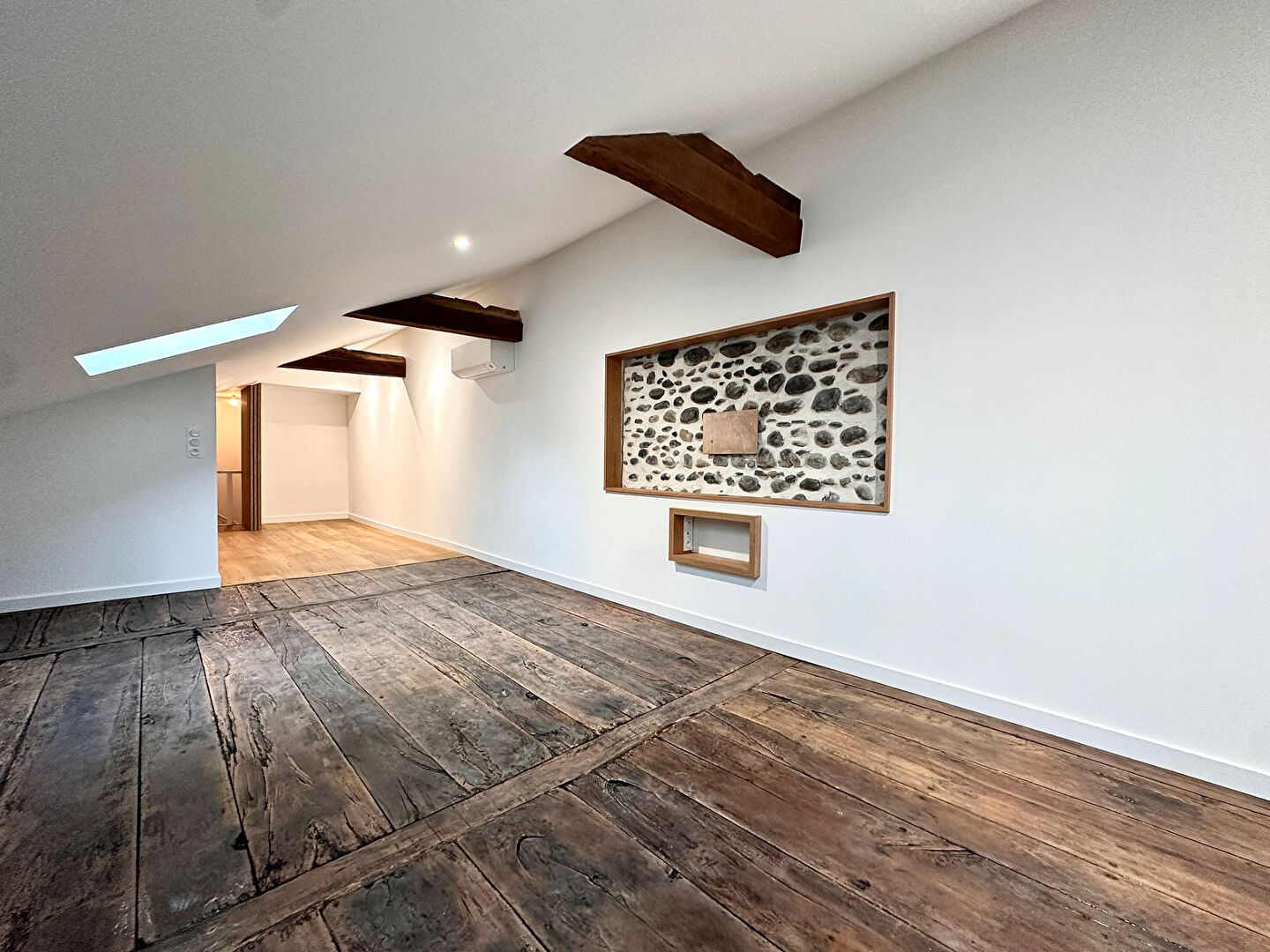 Photo Emplacement intime et central image 4/5