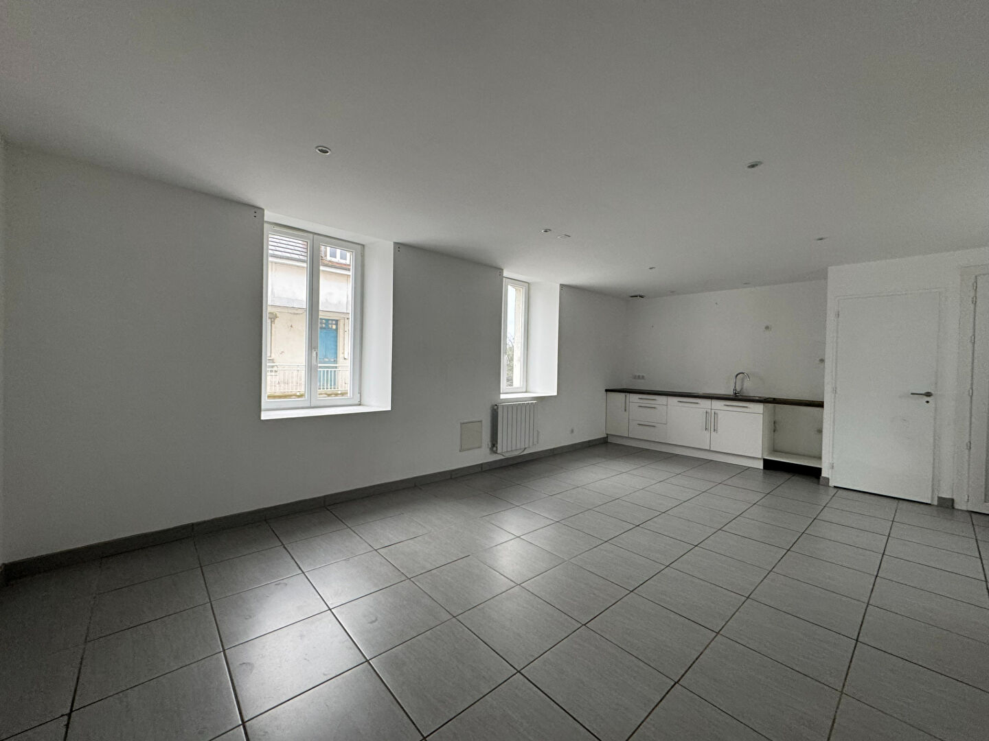 Appartement  3 pièces, centre-ville d'Artix