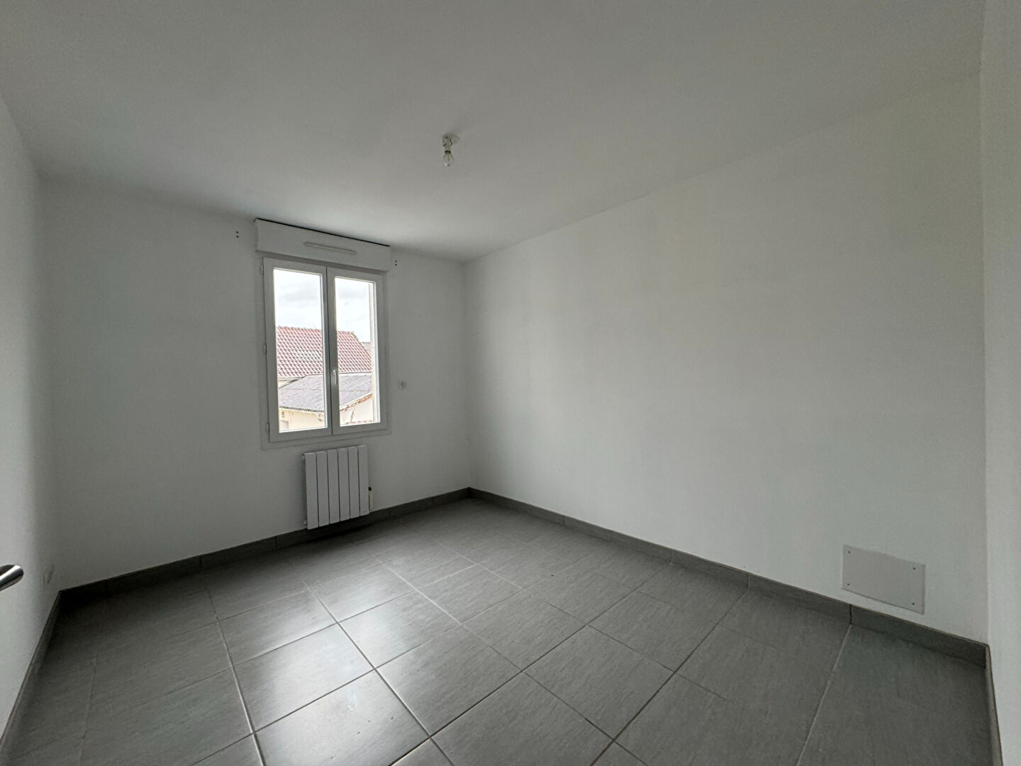 Photo Appartement  3 pièces, centre-ville d'Artix image 4/5