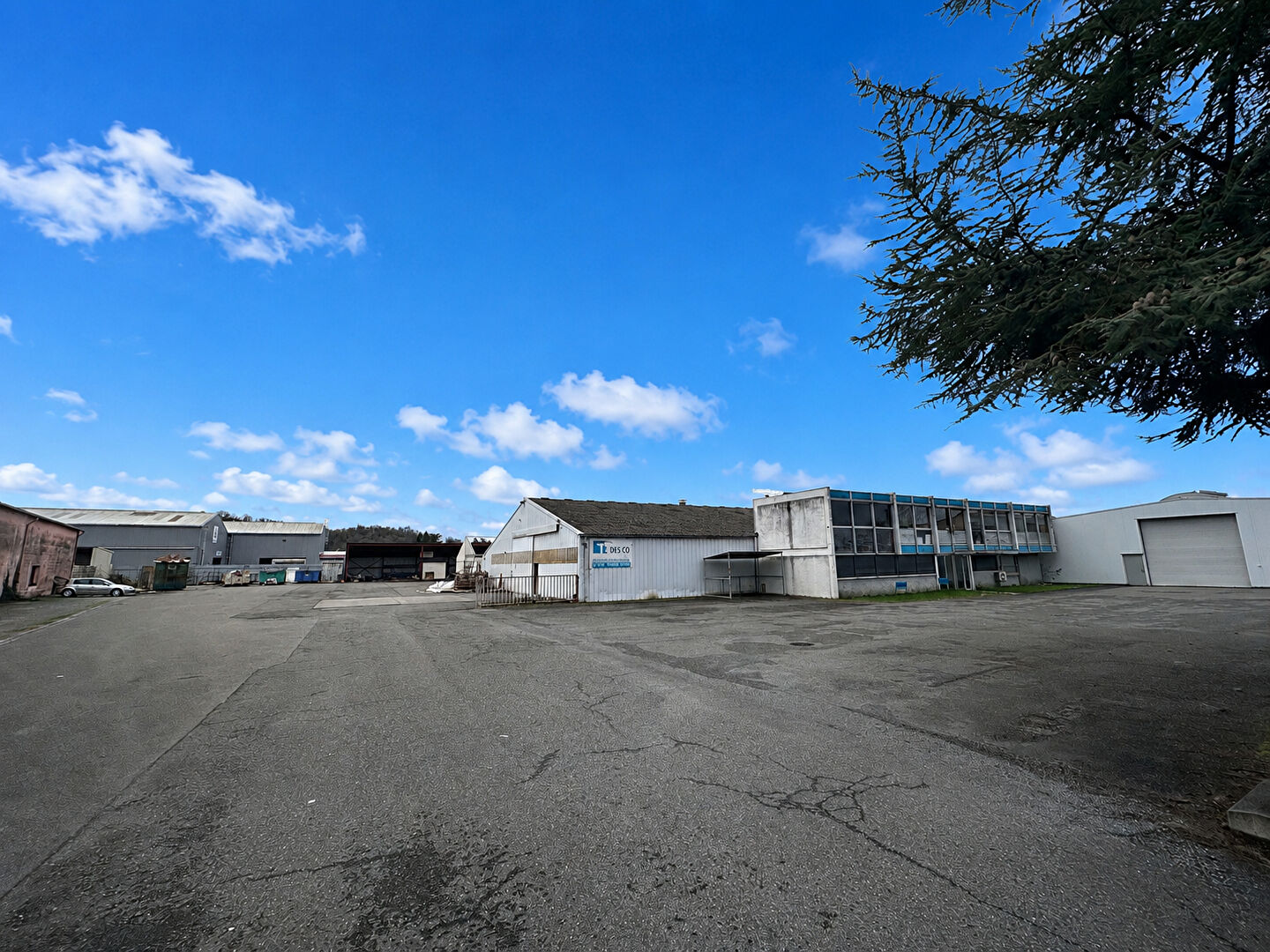 Local d'activité / entrepôt à vendre - LONS