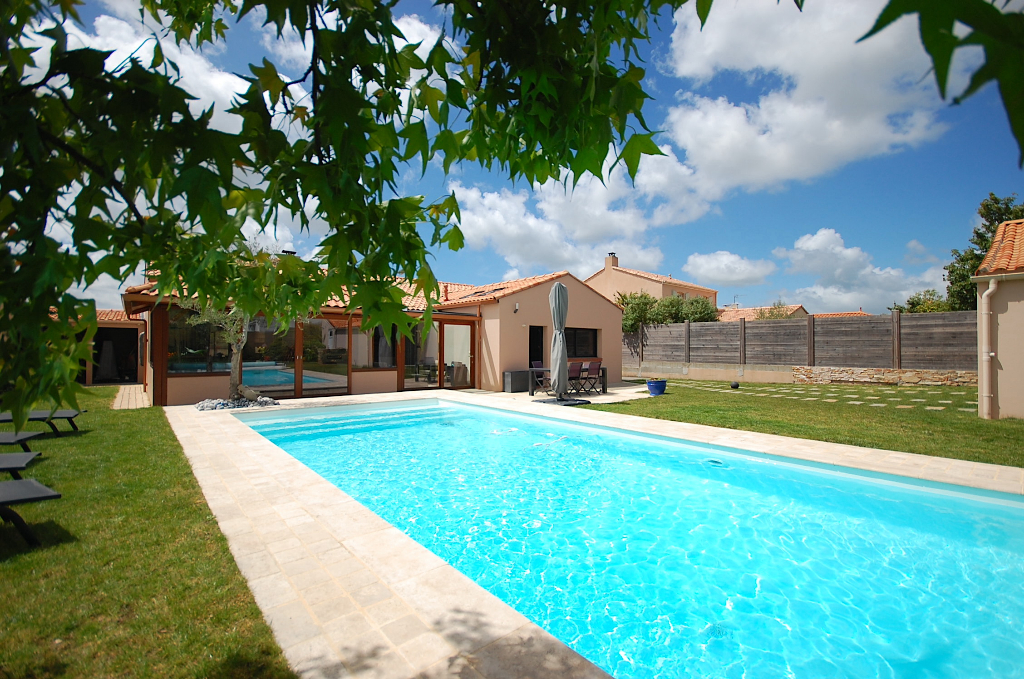 Maison 160m2 avec piscine, Brains