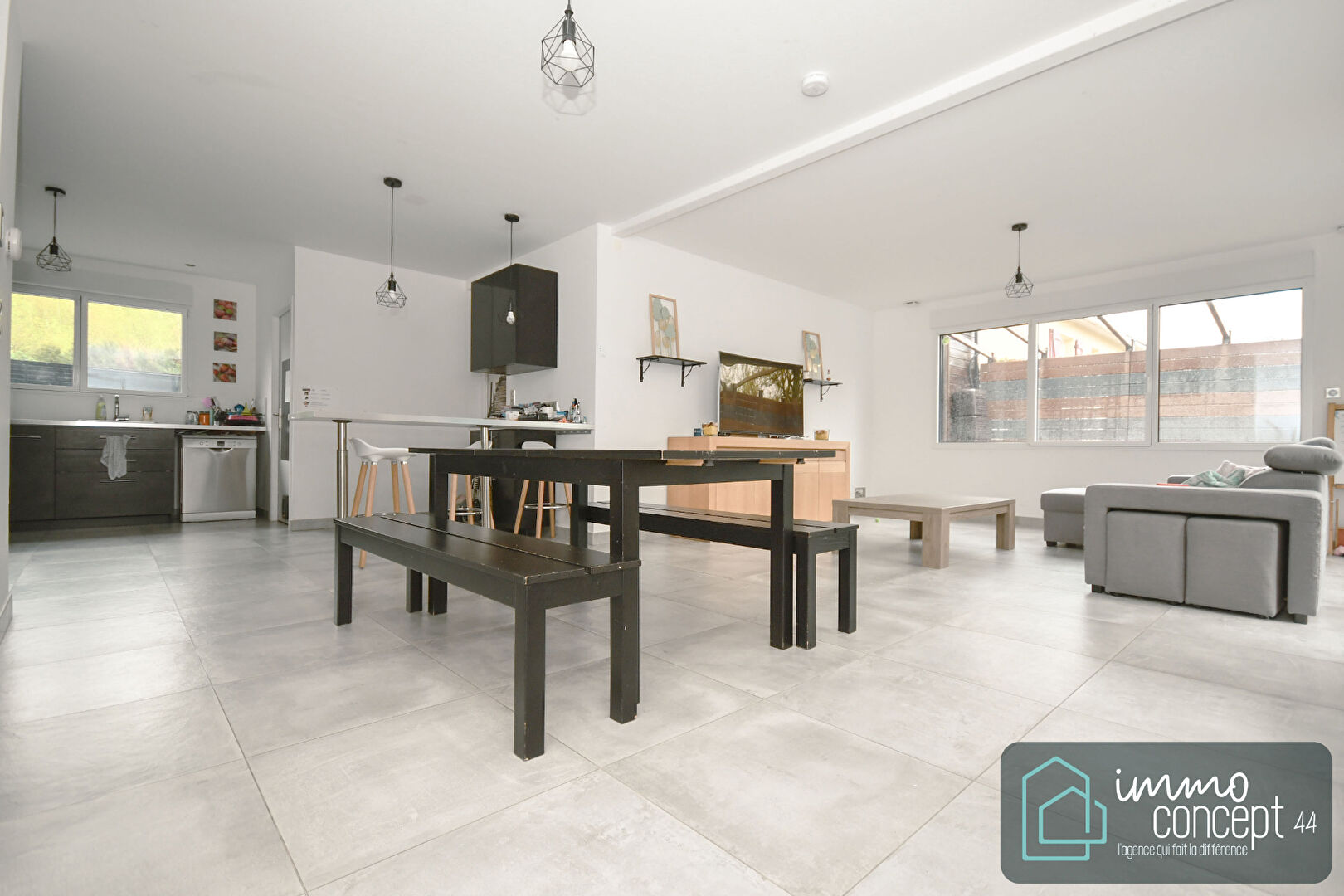 Photo Maison Saint Leger Les Vignes 7 pièce(s) 161.67 m2 image 3/6