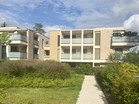 Photo Saint Cyr au mont d'Or  dernière étage T2 54m avec terrasse de 25m2 image 1/6